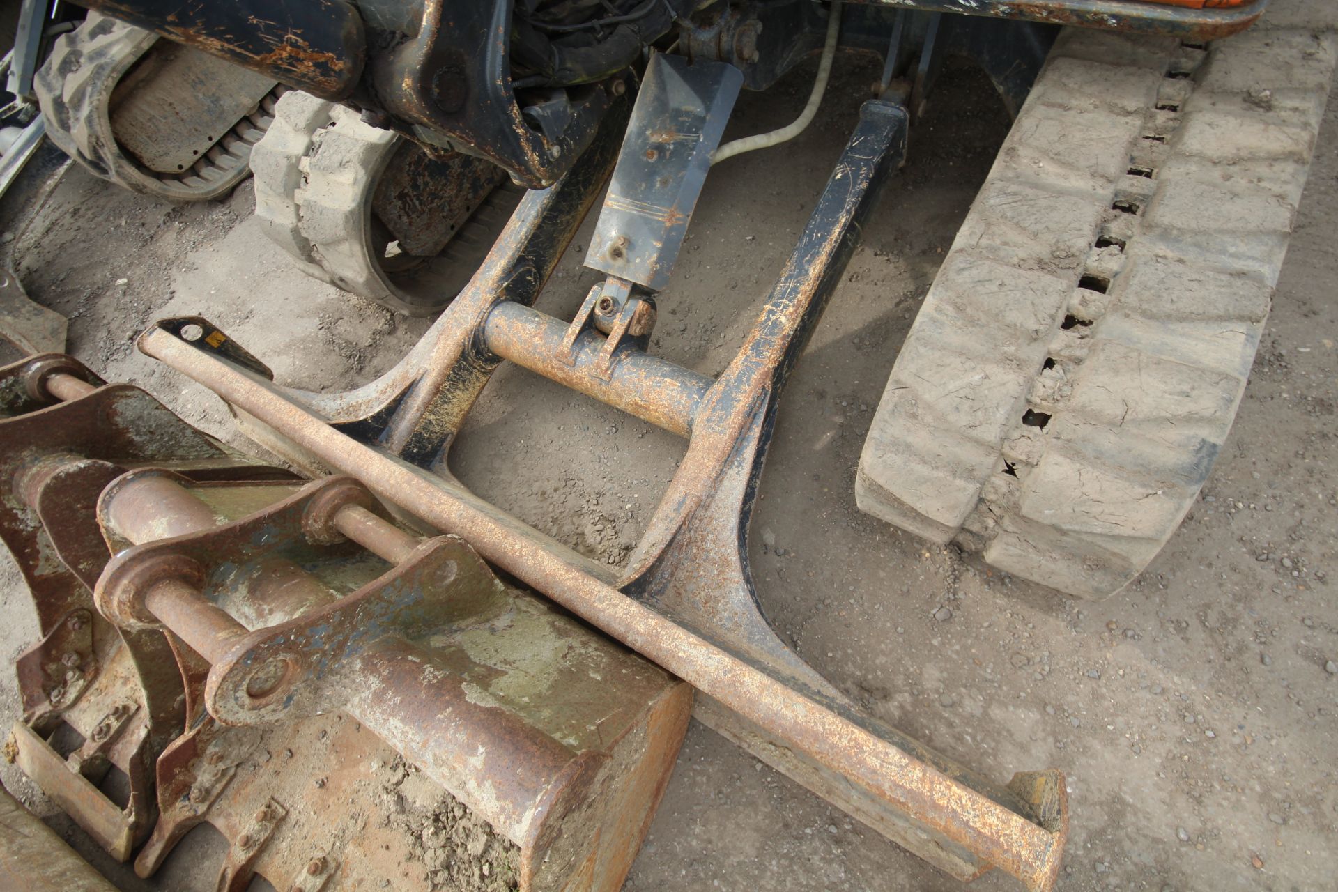 Hitachi Z-Axis 52U-3 CLR 5T rubber track excavator. 2013. 5,066 hours. Serial number HCM - Bild 36 aus 71