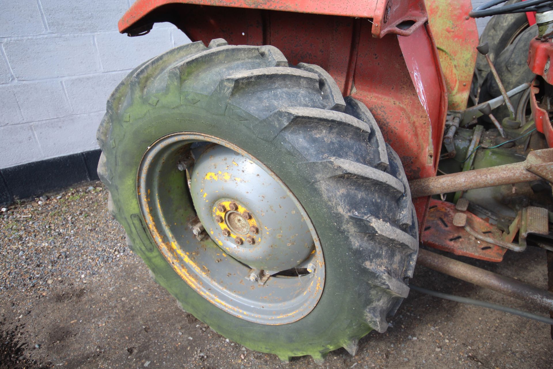 Massey Ferguson 135 2WD tractor. Registration ART 5H. Date of first registration 07/11/1969. - Bild 16 aus 58