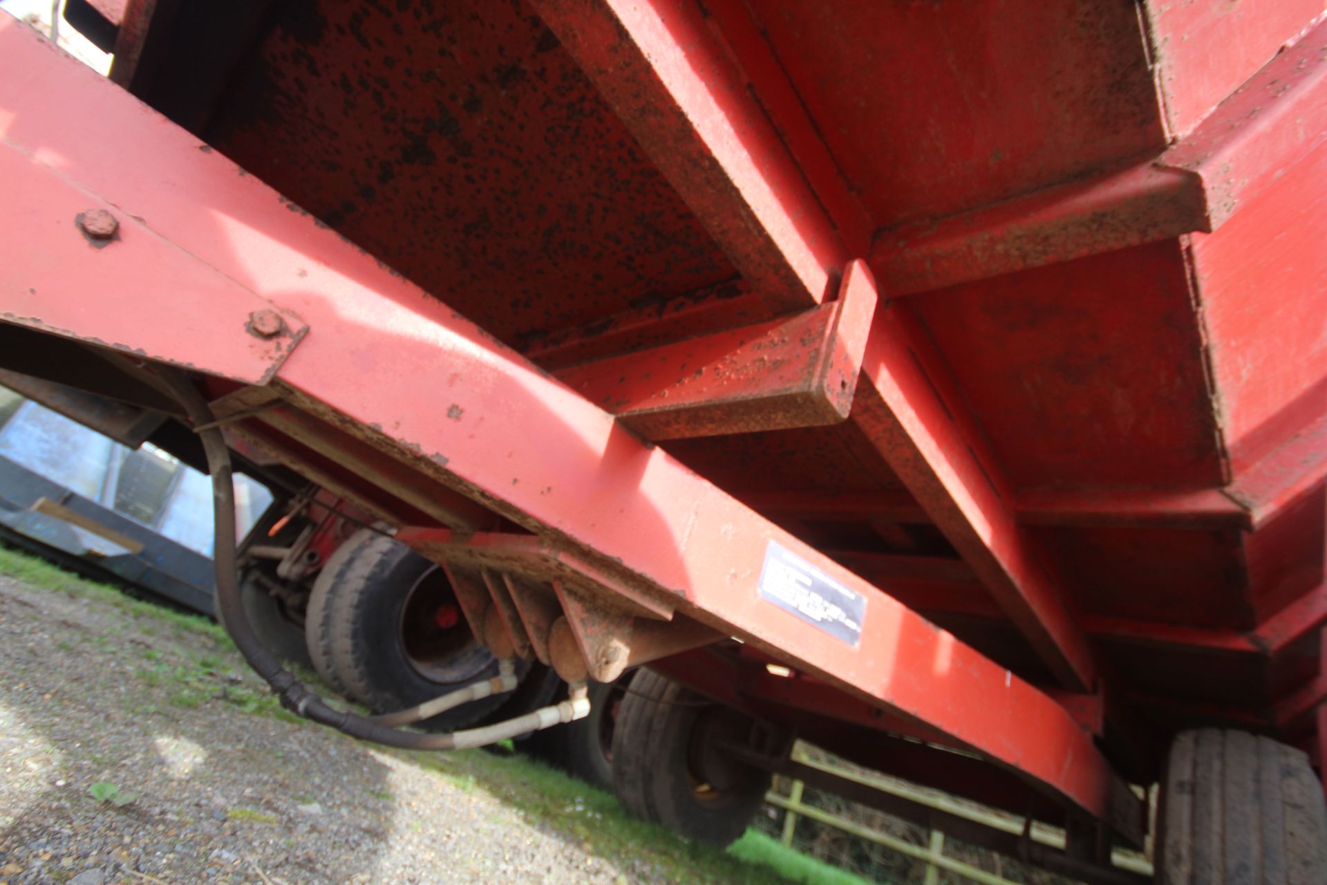 Massey Ferguson/ Weeks 6T single axle tipping trailer. From a local Deceased estate. - Image 21 of 27