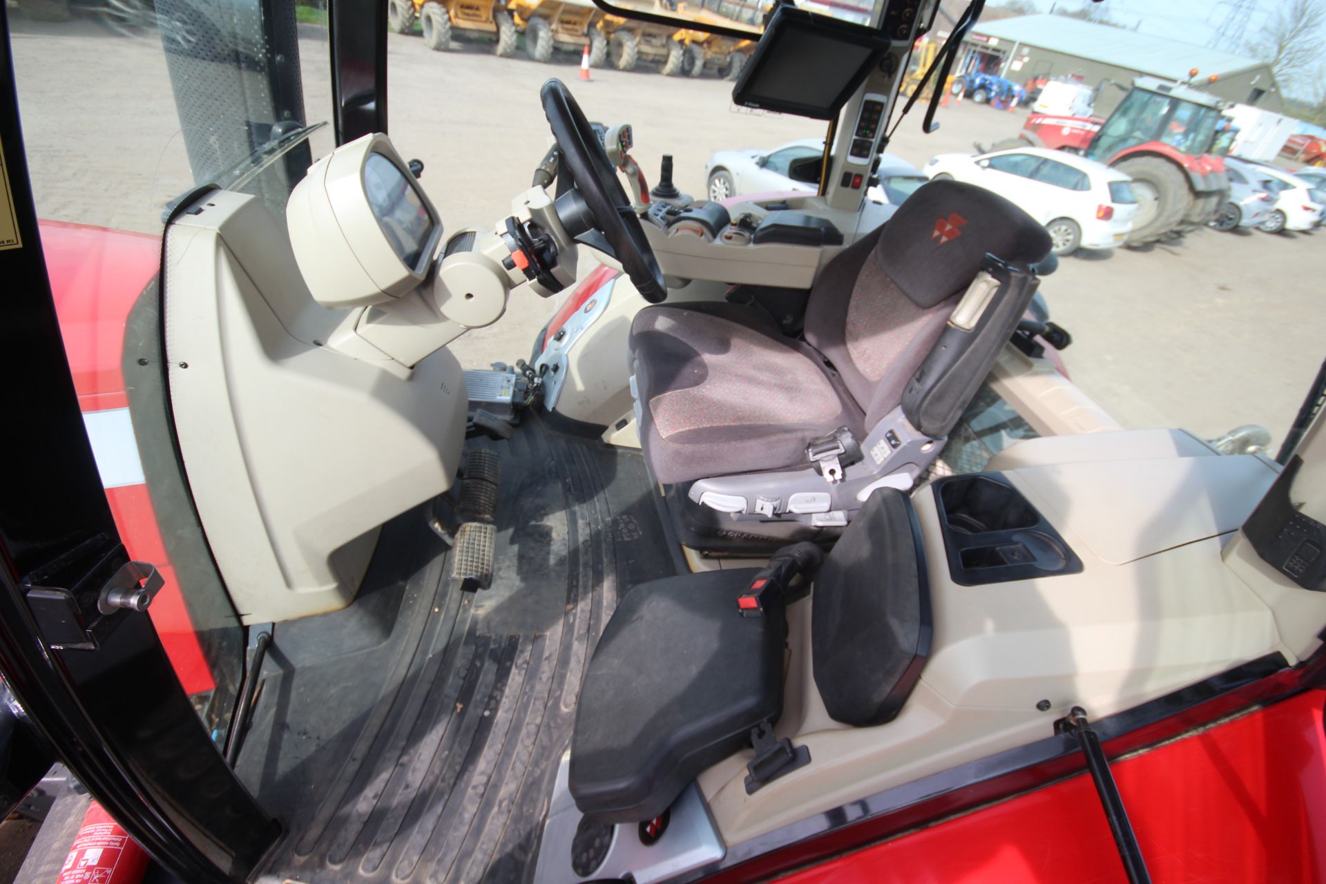 Massey Ferguson 8737 4WD tractor. Registration AY17 AVG. Date of first registration 14/03/2017. 4, - Image 69 of 104