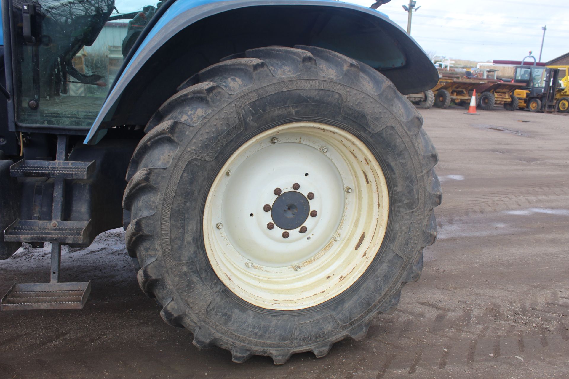 New Holland TM150 4WD tractor. Registration X501 NTW. Date of first registration 01/09/2000. Showing - Image 23 of 88