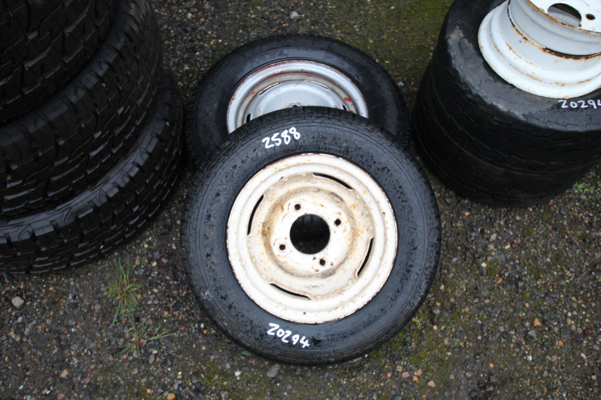 165R13 wheel and tyre and 155R13 wheel and tyre. V