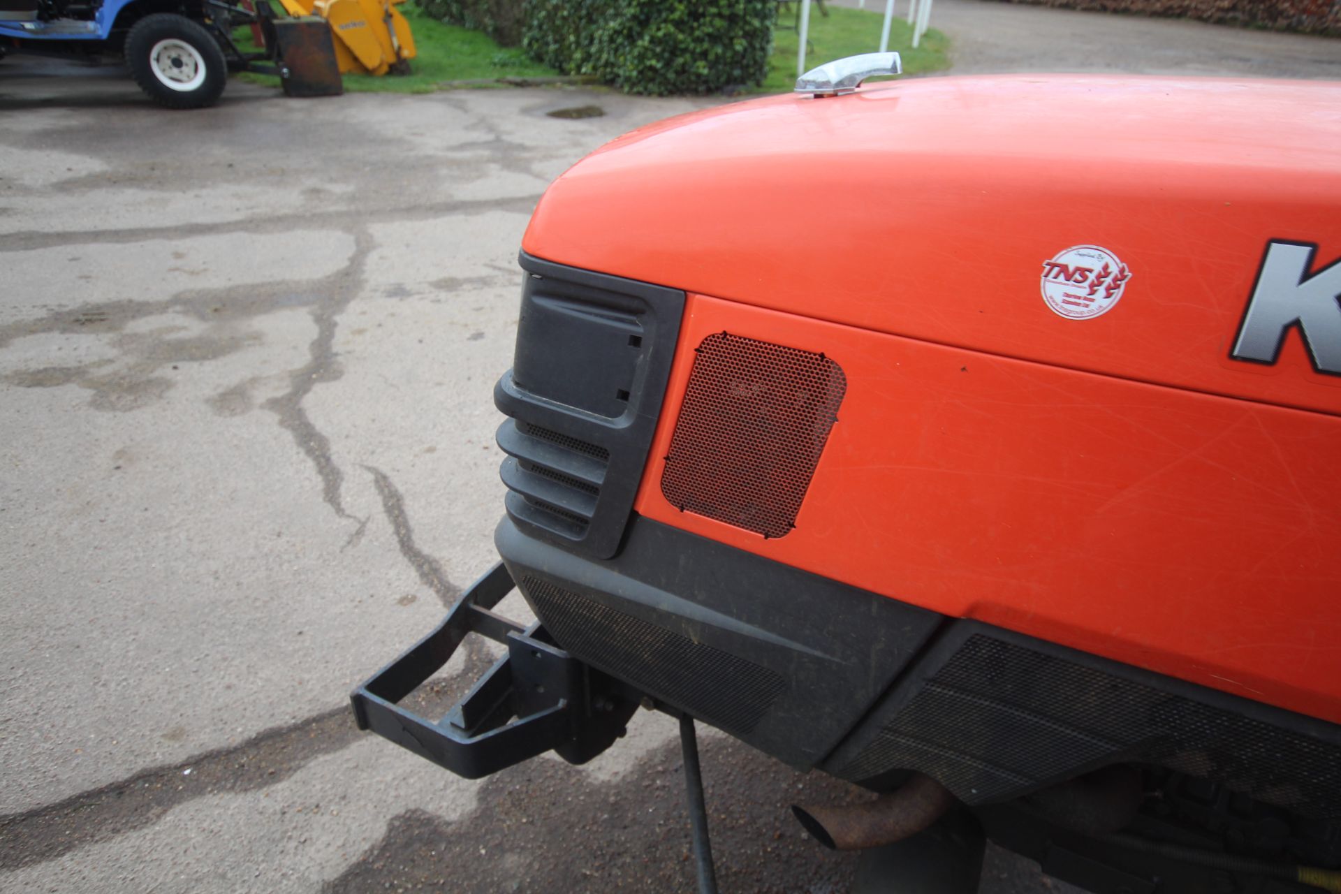 Kubota L3200 4WD compact tractor. Registration AY15 CYZ. Date of first registration xx/xx/2015. - Image 28 of 30