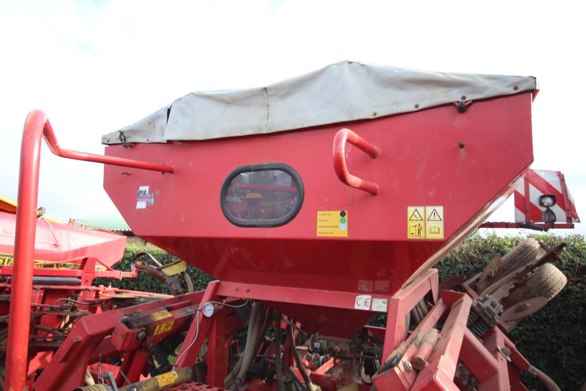 Horsch CO4 4m tine drill. With tramline, control box, various spares and manuals. V. - Bild 14 aus 54