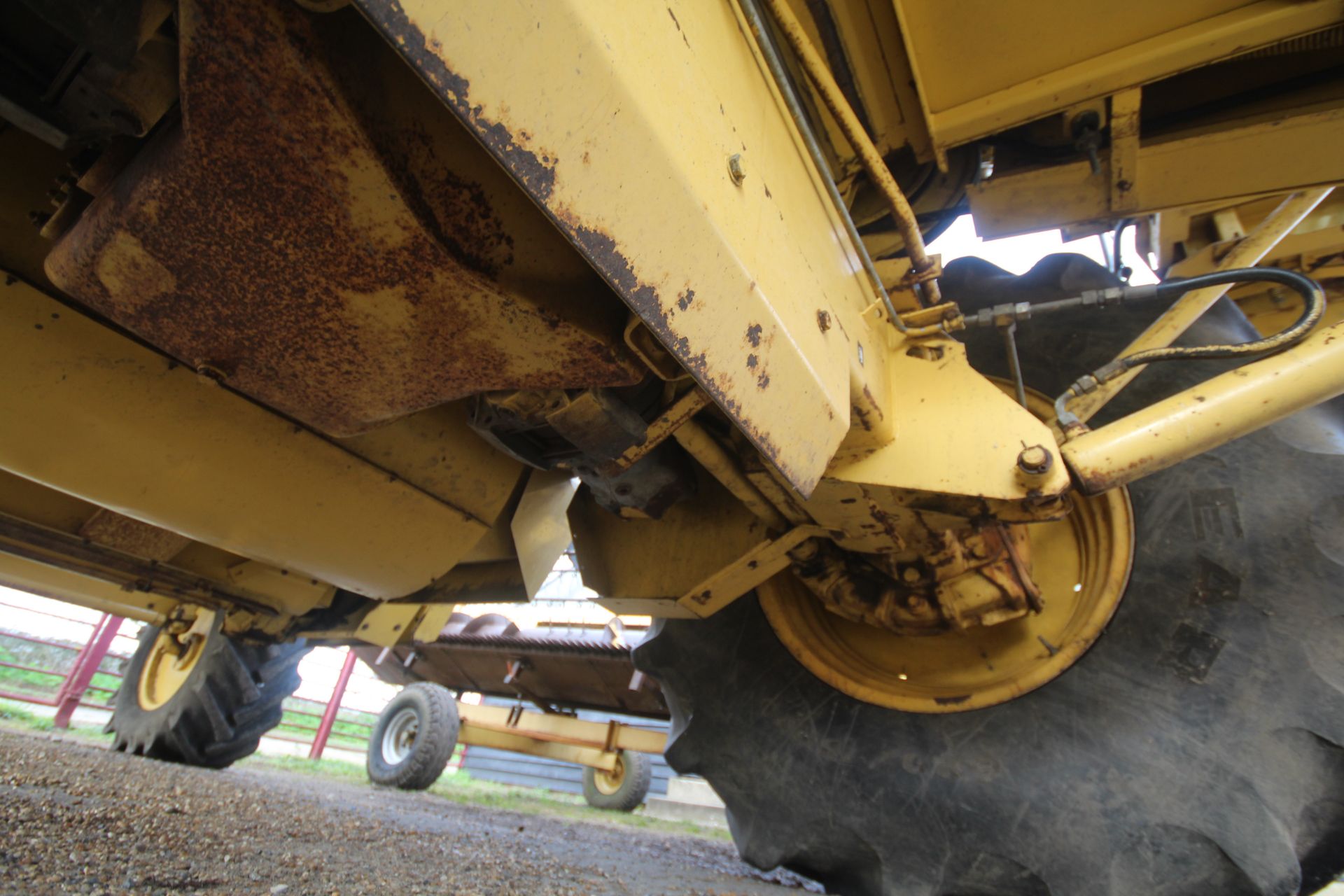 New Holland TX65 5 straw walker combine harvester. Registration N887 SKS. Date of first registration - Image 114 of 163