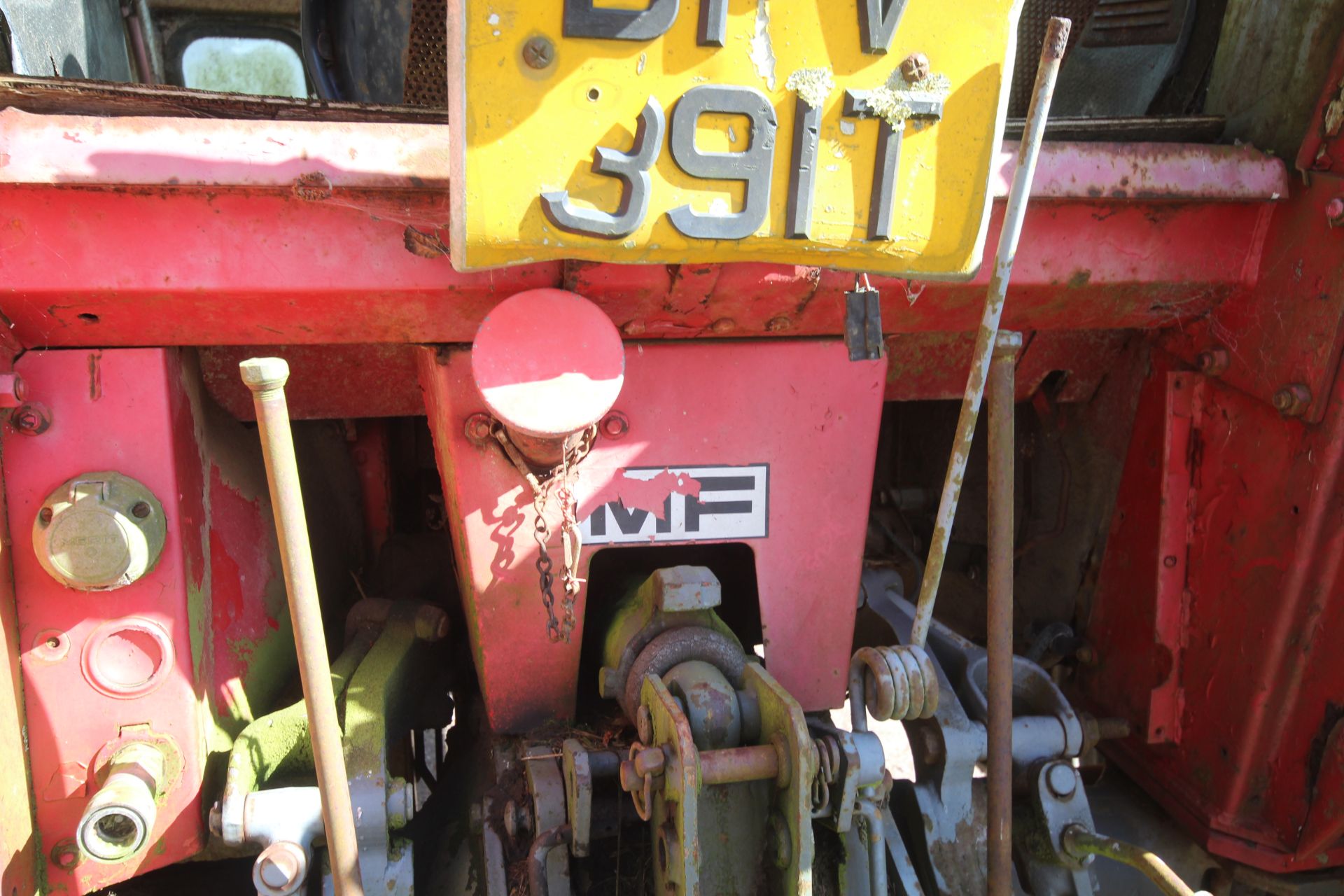 Massey Ferguson 550 2WD tractor. Registration DPV 391T (no paperwork). Date of first registration - Image 25 of 54