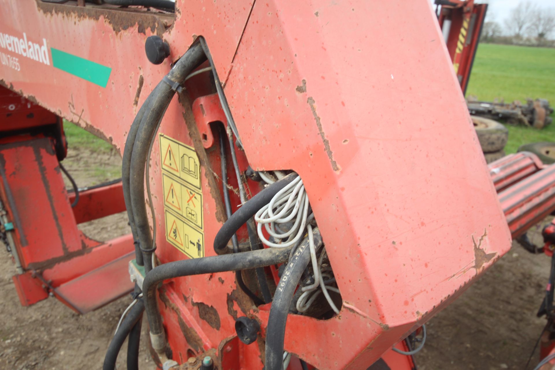 Kverneland Taruup UN7655 trailed square/ round bale wrapper. 1997. Control box held. V - Image 5 of 29