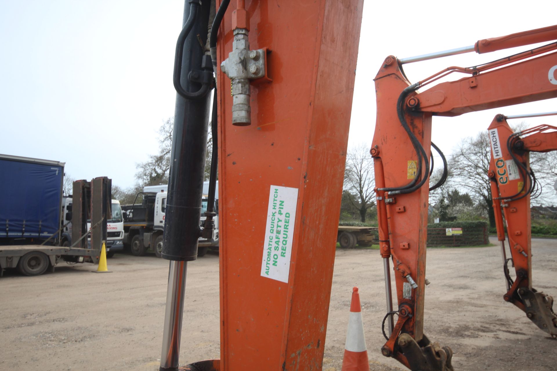 Hitachi ZX55U-6 CLR 5.5T rubber track excavator. 2022. 757 hours. Serial number HCMAEQ50H00061201. - Image 45 of 71