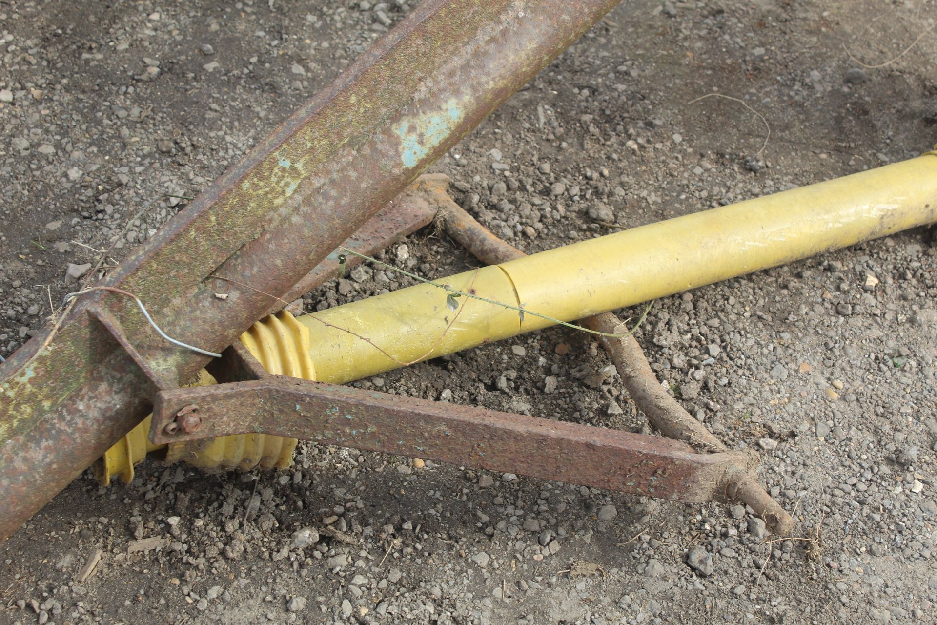 Tractor mounted post hole borer. V - Image 8 of 11