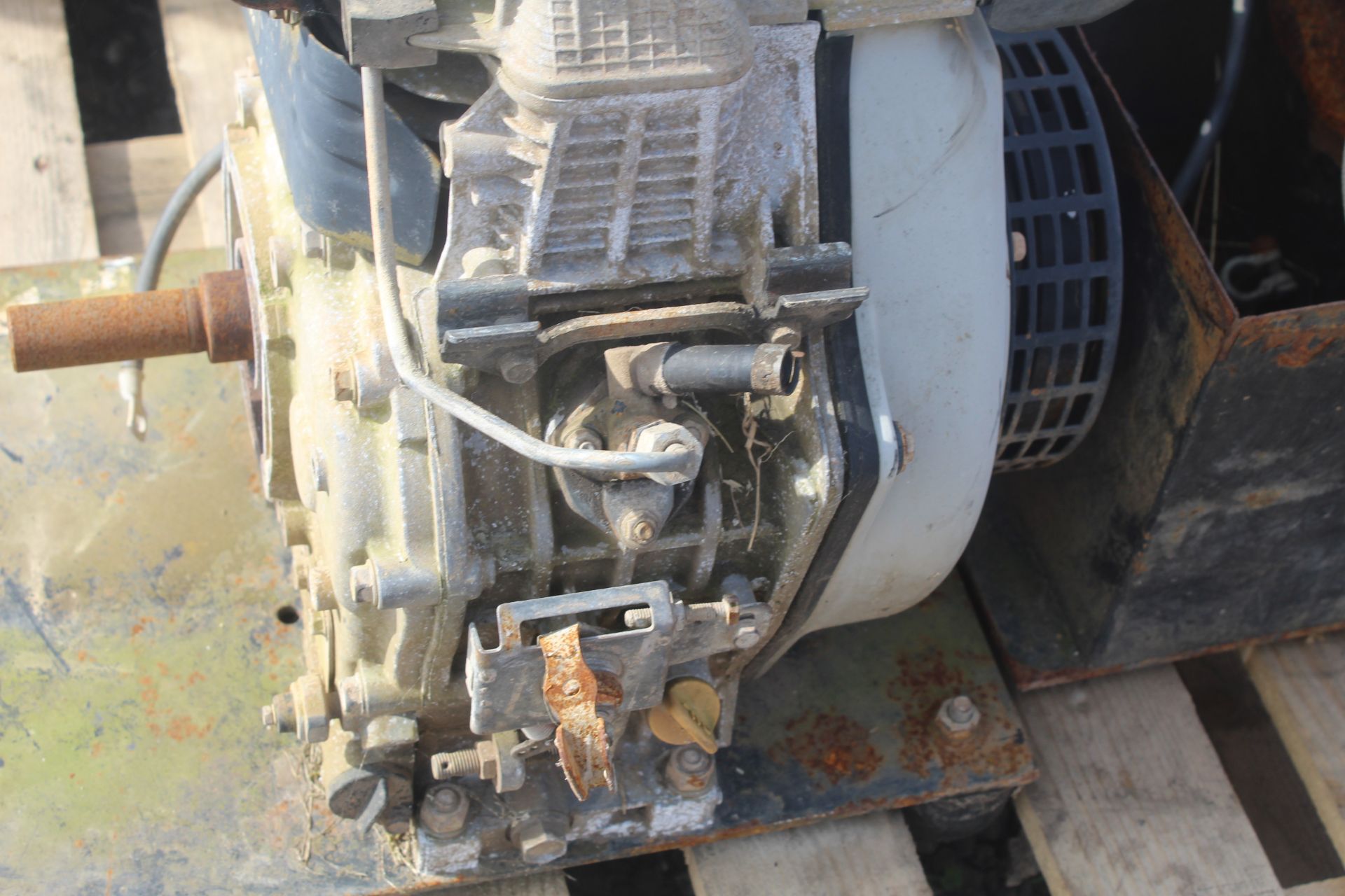 Yanmar diesel engine. For spares/ repair. V - Image 2 of 4