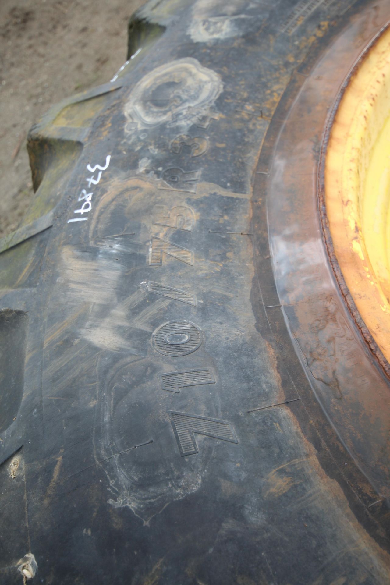 John Deere 710/75R34 wheels and tyres. V - Image 5 of 5