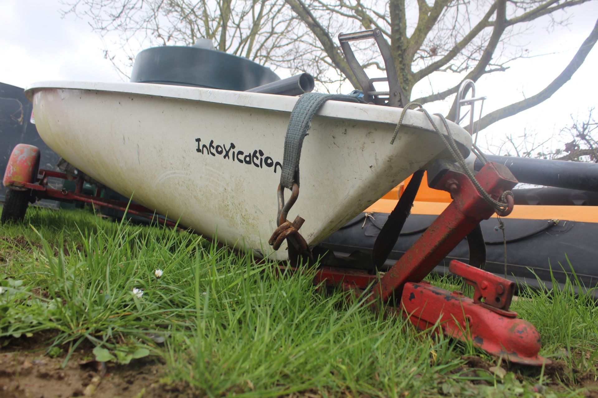 Small sailing boat. With trailer. V - Image 8 of 15