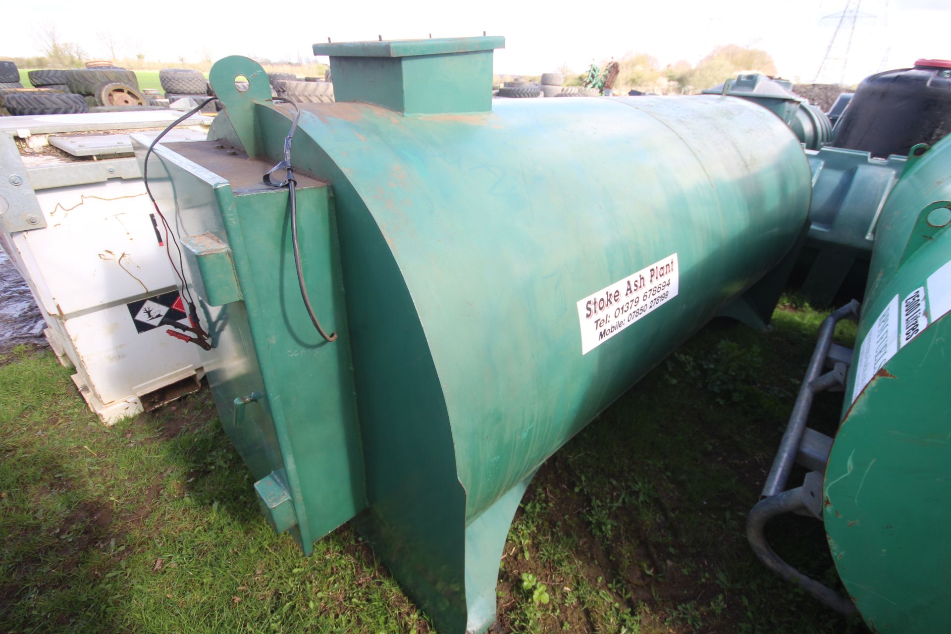 Static diesel tank. With 12v pump. V - Image 3 of 7