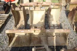 4x JCB excavator buckets. To include 17in, 23in, 17in and 6ft grading. For sale on behalf of the