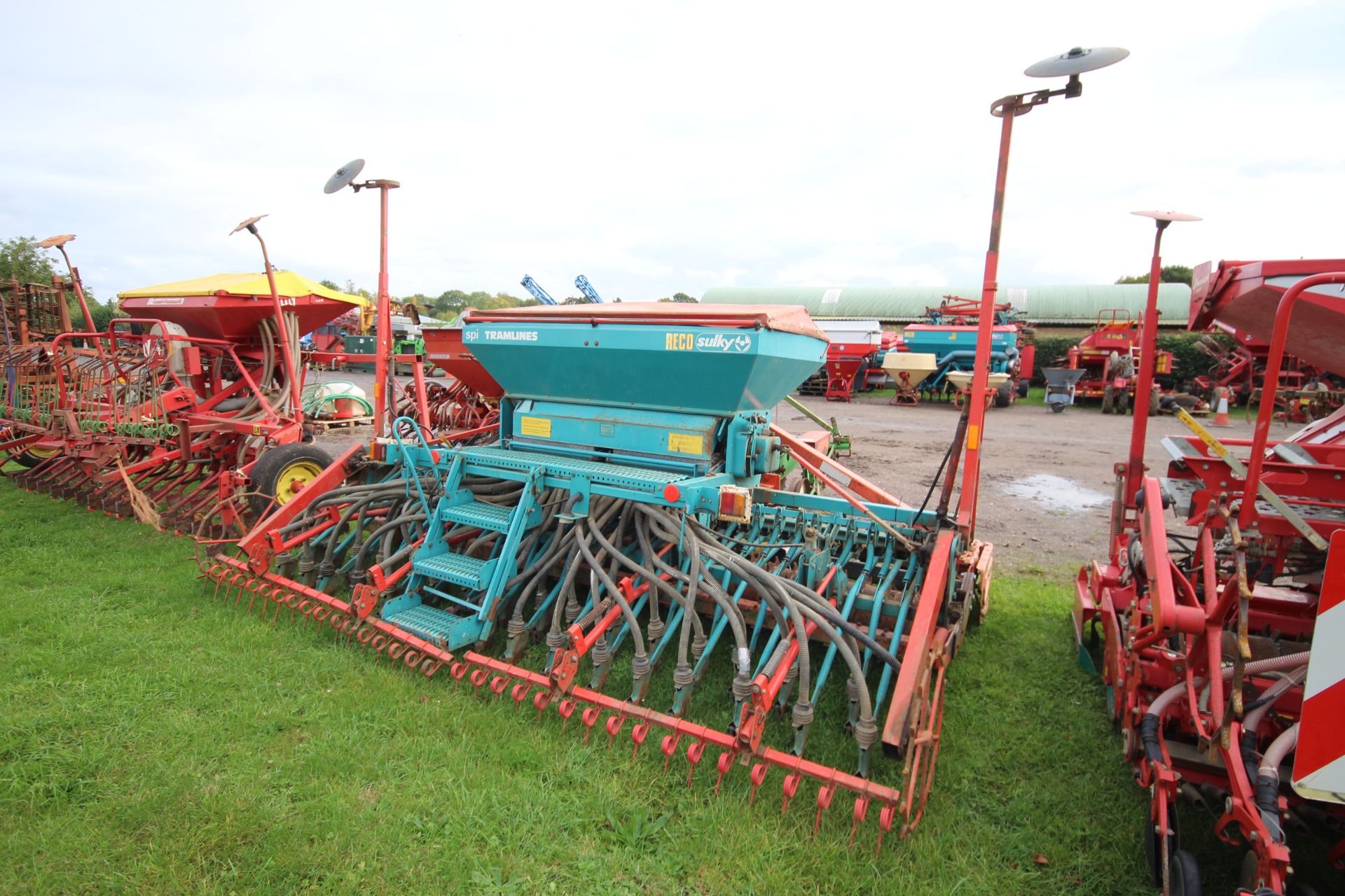 Maschio/ Sulky drill 4m combination. Comprising Maschio DM4000 power harrow coupled to Sulky SPI - Image 4 of 37