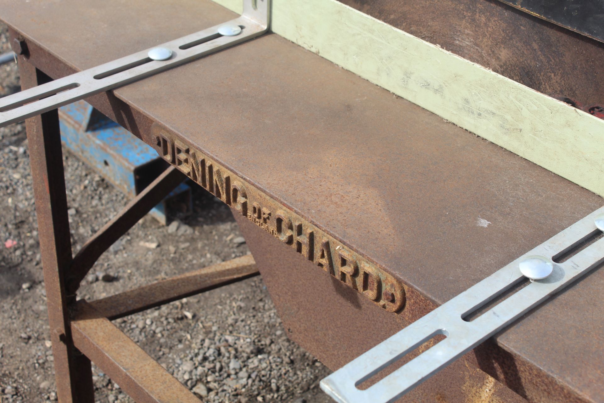 Dening linkage mounted PTO driven saw bench. V - Bild 8 aus 8