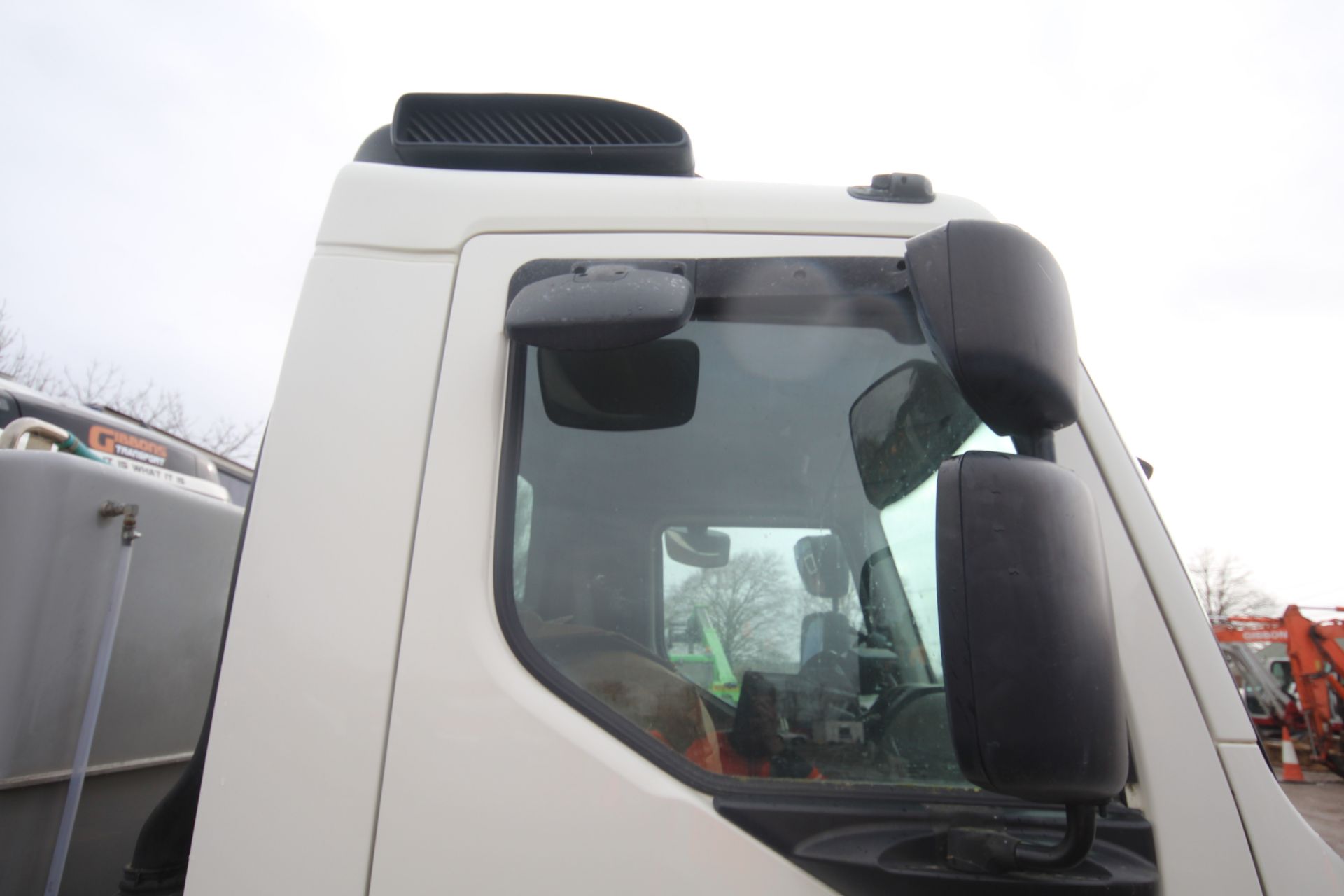 Leyland DAF FA LF45.160 7.5T LHD 4x2 sweeper. Registration CN60 CAV. Date of first registration 12/ - Image 48 of 70