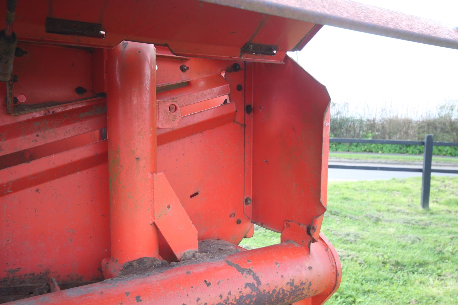 Grimme DL1700 Variant carrot/ onion harvester. With star cleaners. Control Box held. V - Bild 50 aus 61