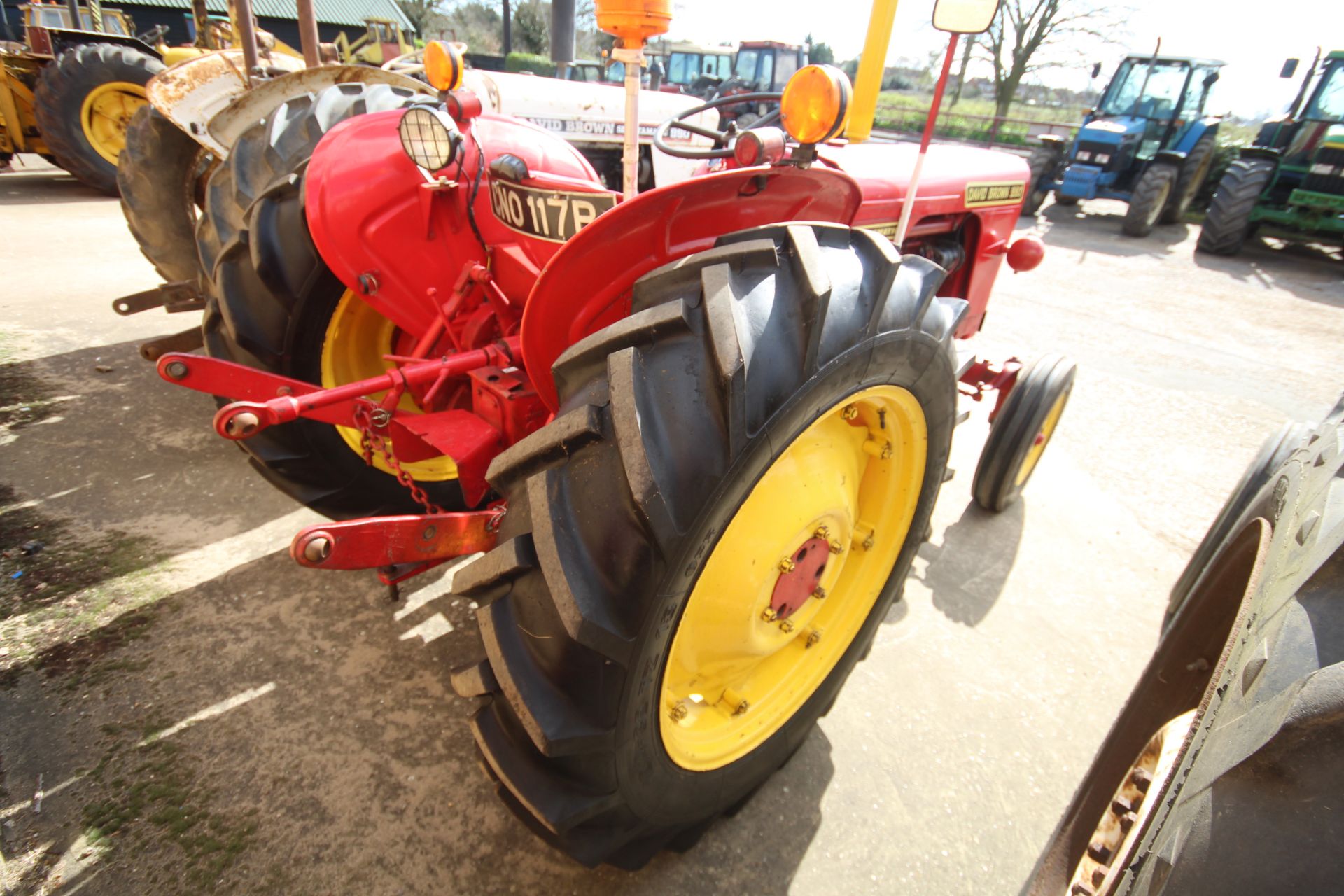David Brown 990 Implematic live drive 2WD tractor. Registration CNO 117B. Date of first registration - Image 3 of 43