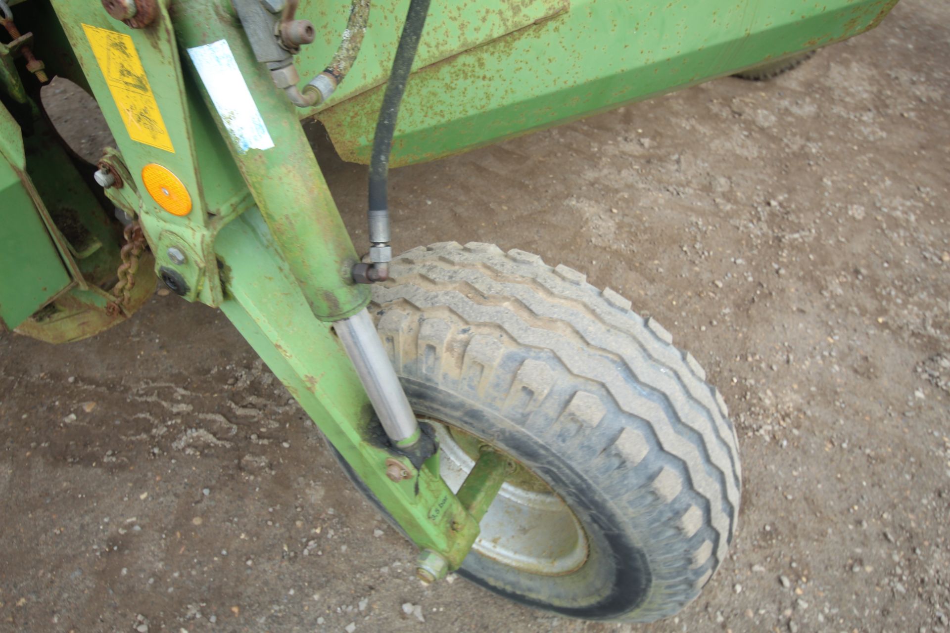 Krone 10ft trailed disc mower (no conditioner, removed). Model AM323CV. Serial number 379033. V - Image 12 of 18