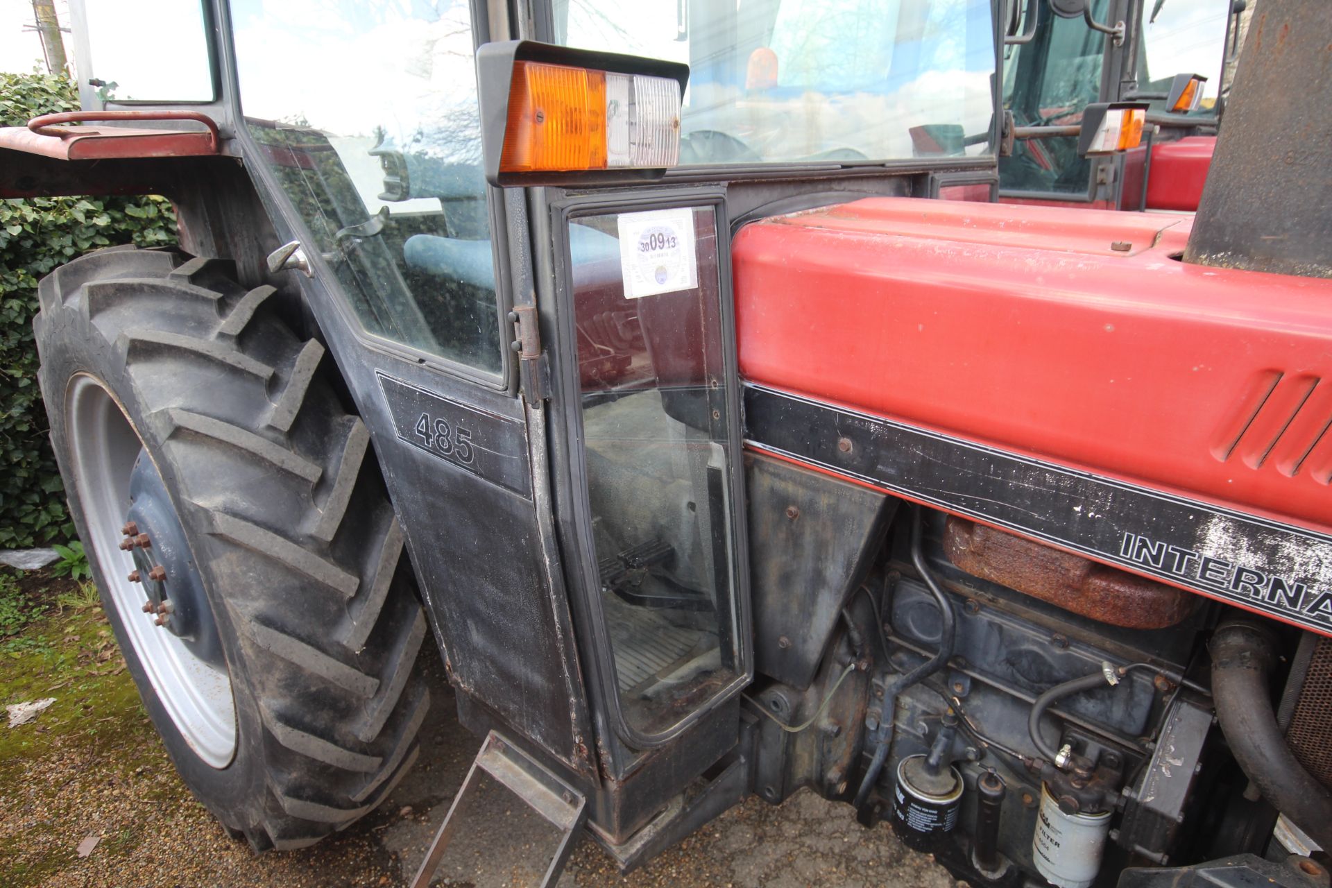 Case International 485 2WD tractor. Registration D404 APV. Date of first registration 27/10/1986. - Image 34 of 57