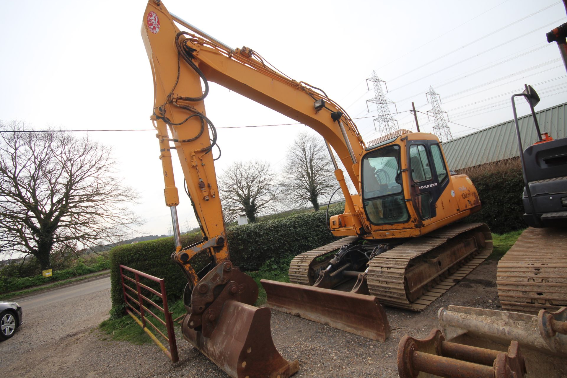 Hyundai Rolex 130 14T LCD-3 steel track excavator. Showing 4,963 hours. 20xx. With two buckets, twin - Image 2 of 70