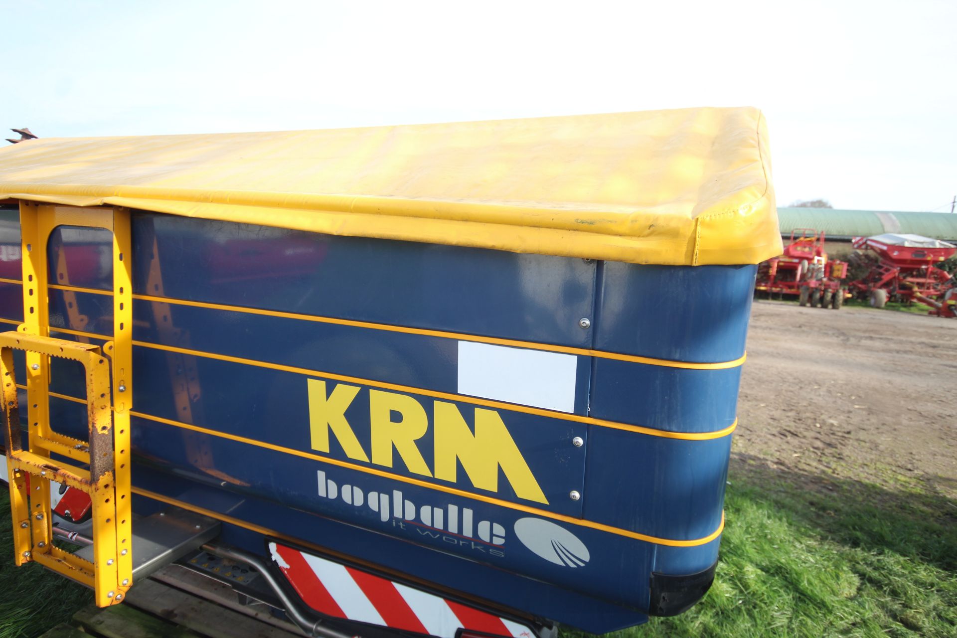 Bogballe M35W1 24m twin disc fertiliser spreader. 2019. Serial number 316. With weight cells and - Image 12 of 22