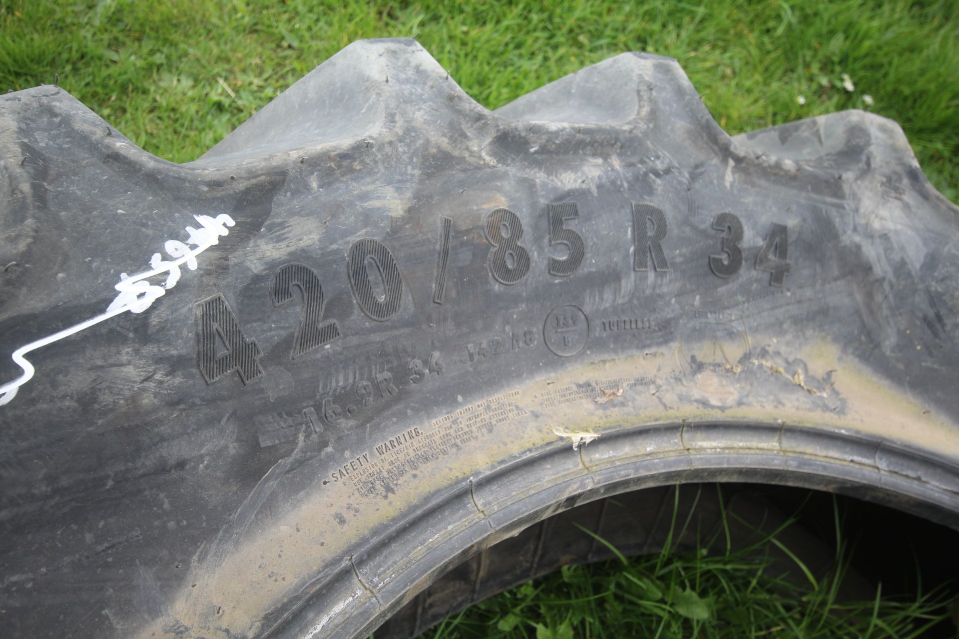 420/85R34 tyre. - Image 4 of 4