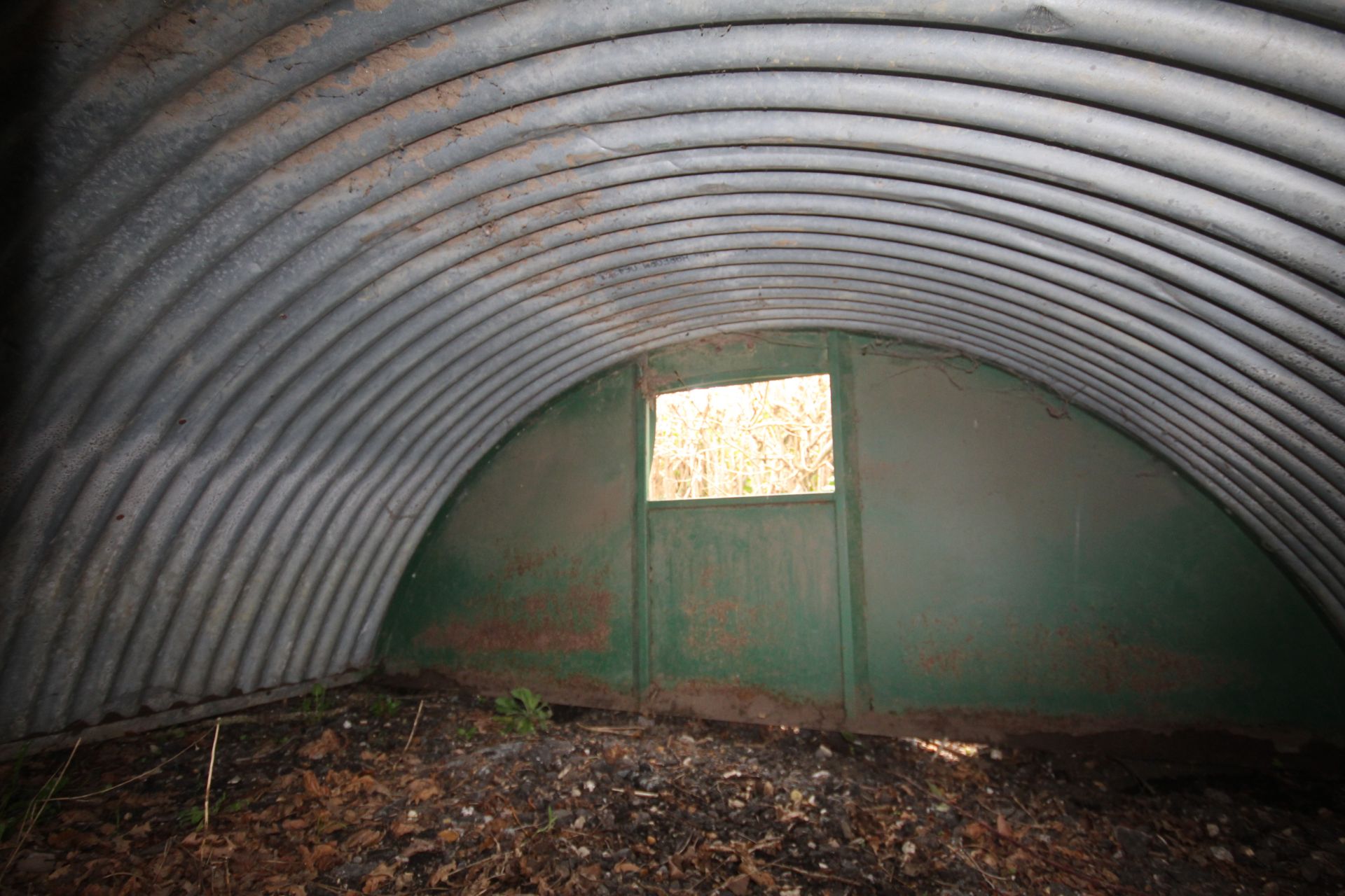 Small insulated pig ark. - Image 4 of 5