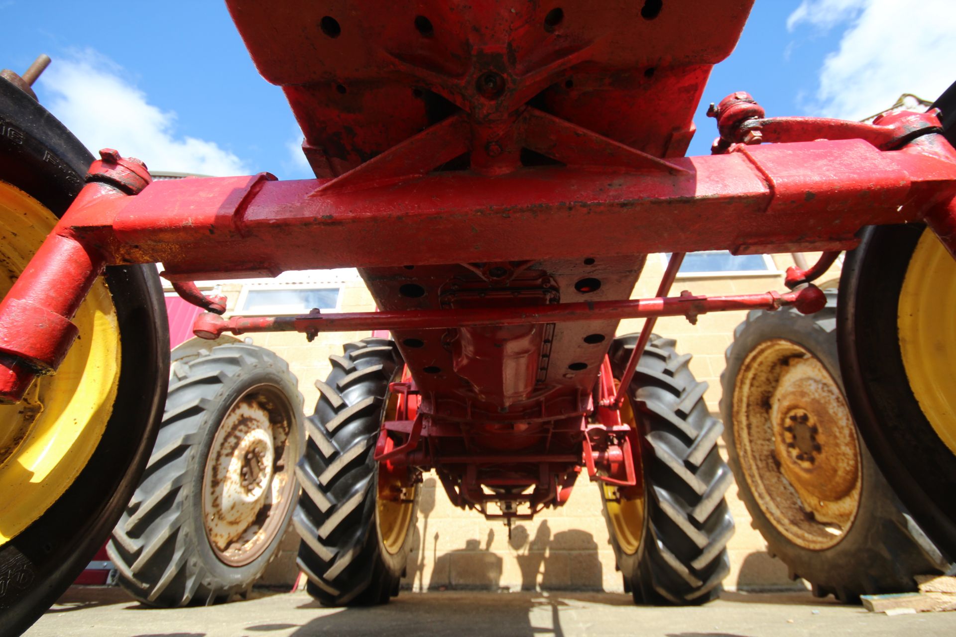 David Brown 990 Implematic live drive 2WD tractor. Registration CNO 117B. Date of first registration - Image 42 of 43