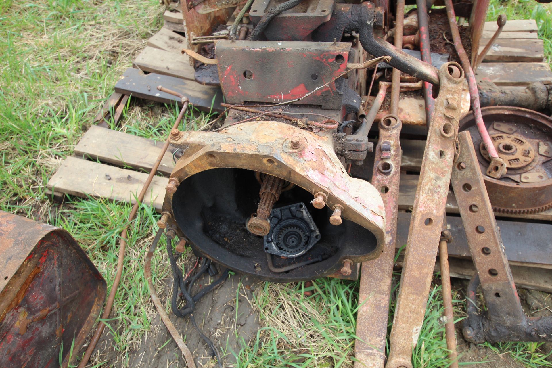 McCormick 434 2WD tractor Registration OAH 385F. Date of first registration 01/12/1967. Serial - Bild 12 aus 16