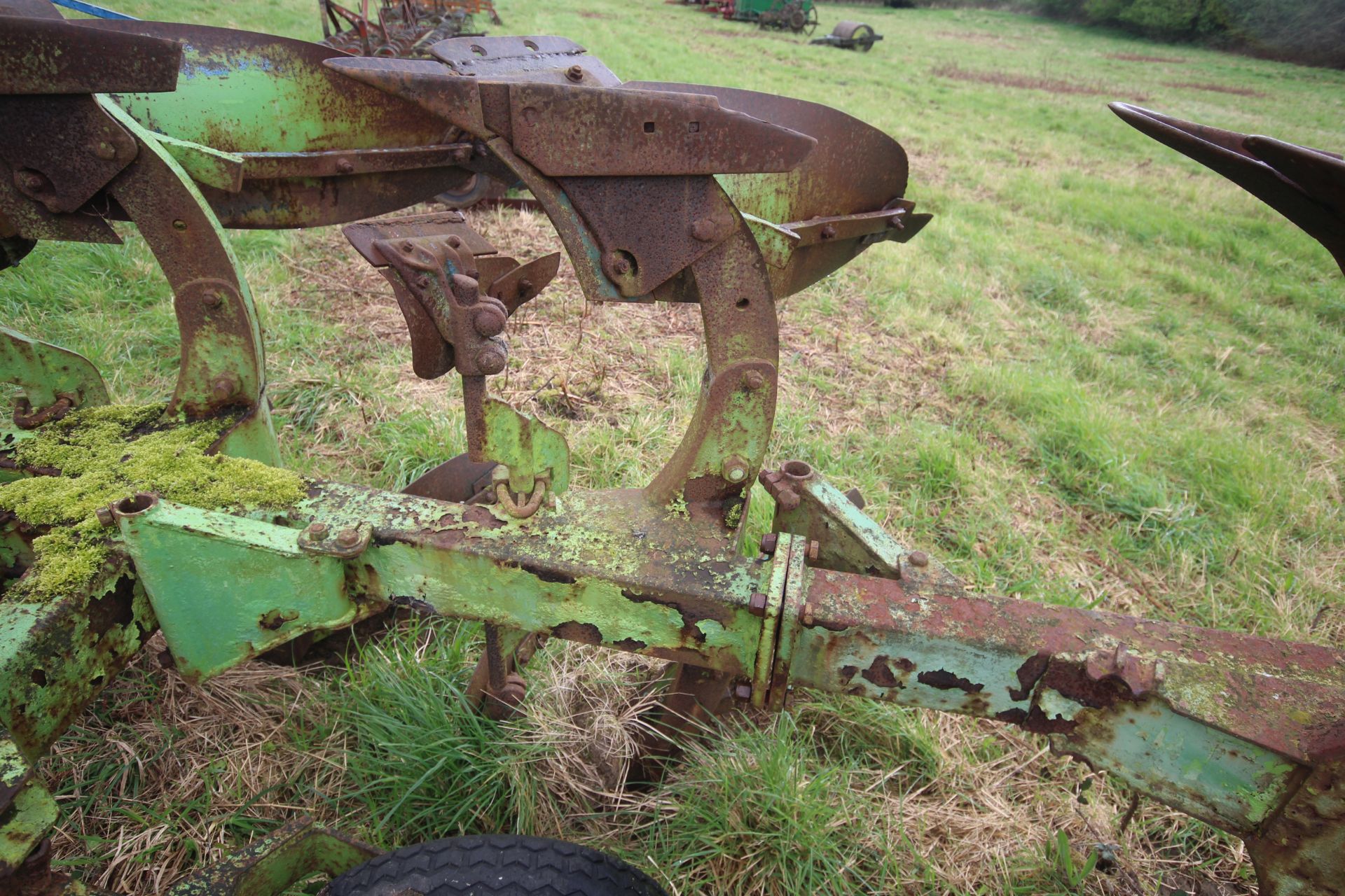 Dowdeswell 3+1 furrow reversible plough. - Image 18 of 28