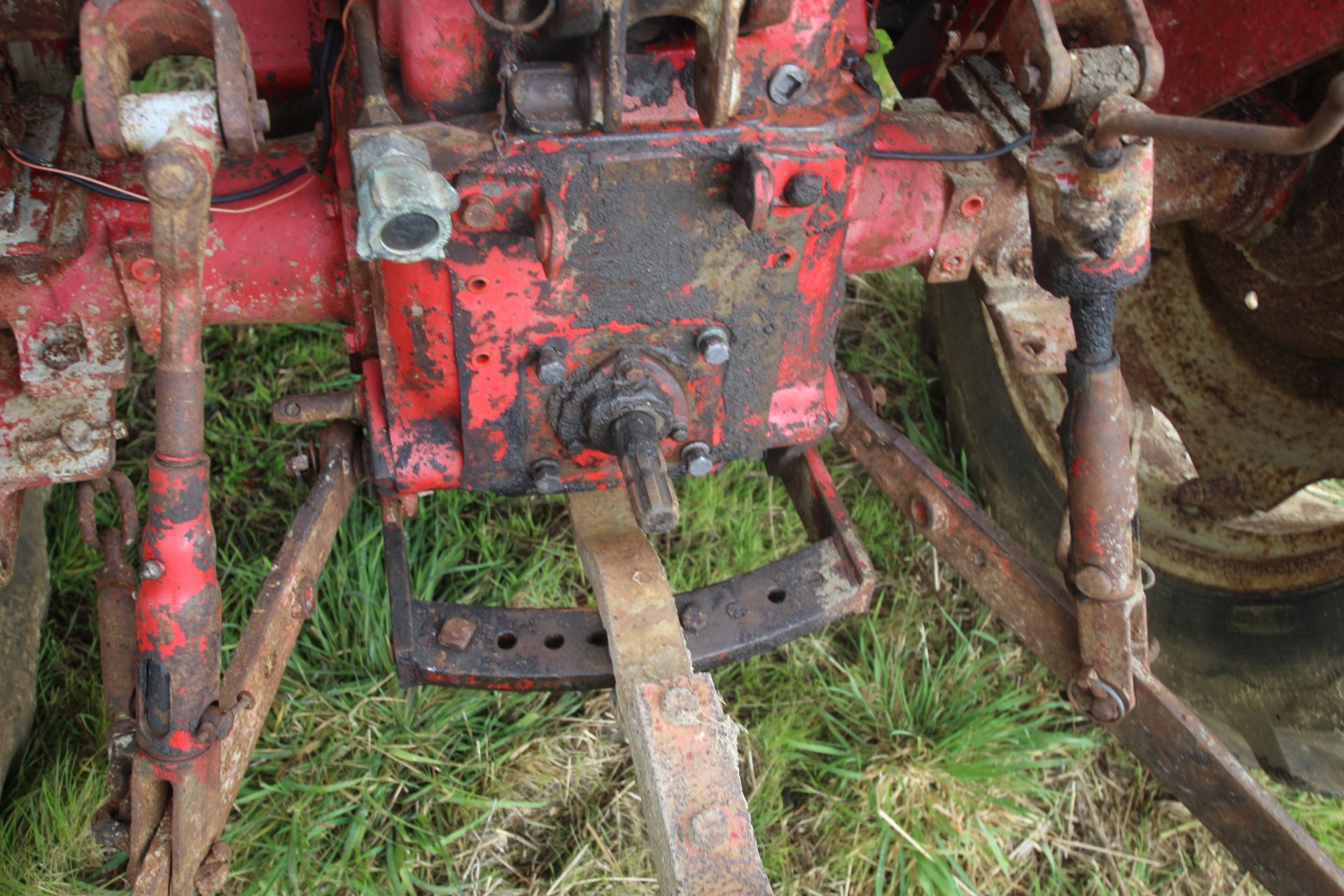 McCormick 434 2WD tractor. Registration FDX4 58D (expired). Serial No. B/2894. With Quicke loader ( - Image 22 of 58