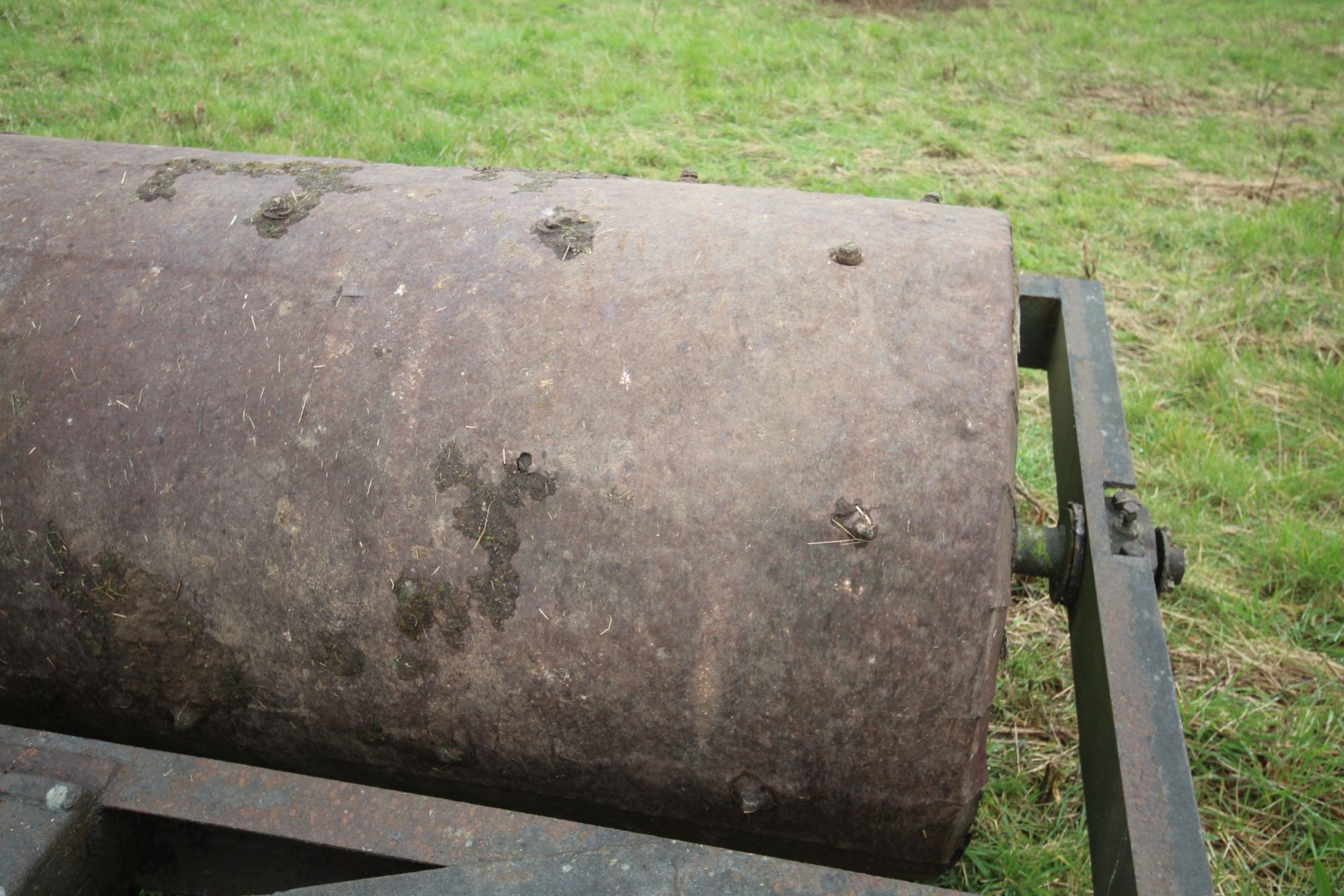 Farm made large concrete filled flat roll. - Image 8 of 15