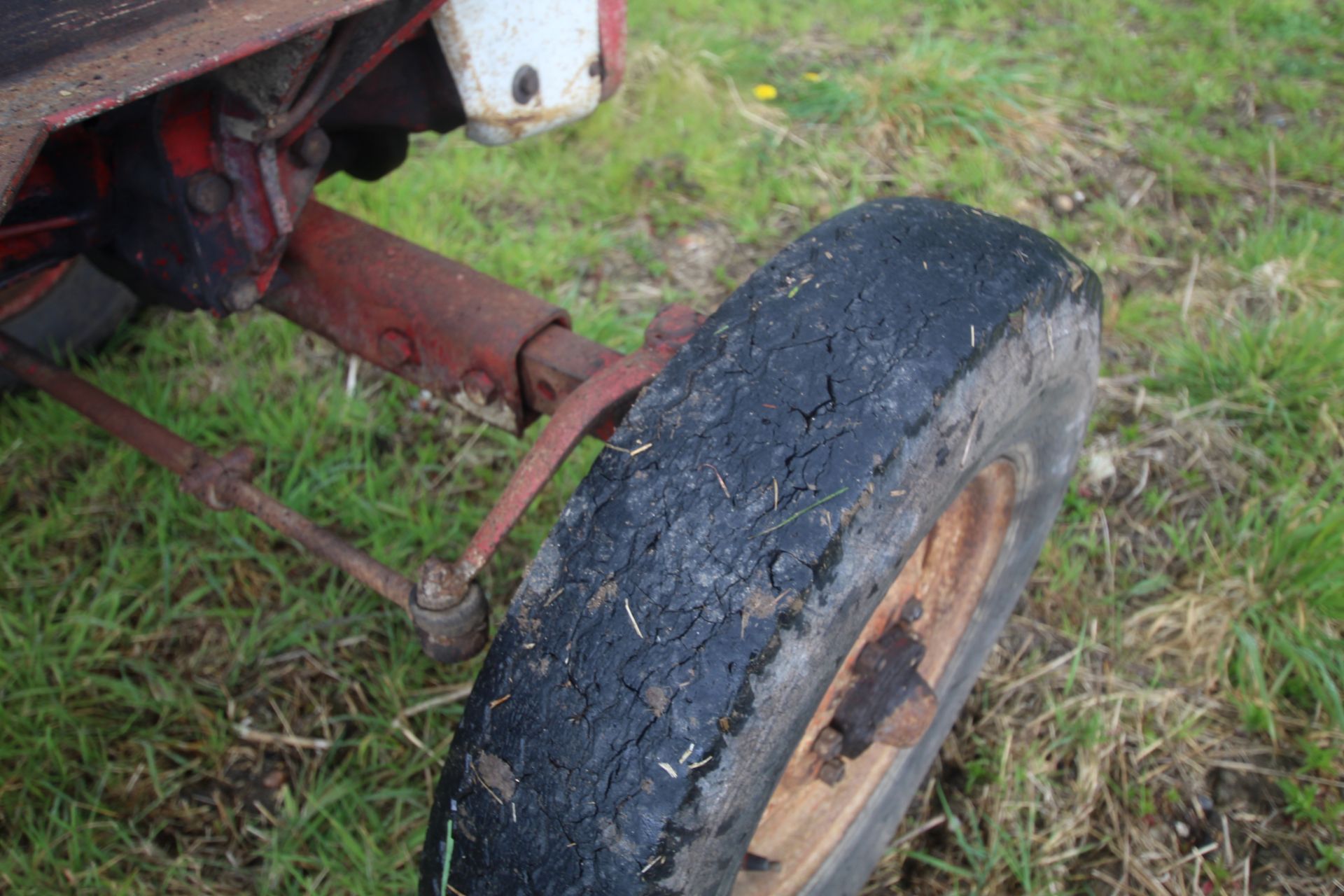 McCormick 434 2WD tractor. Registration FDX4 58D (expired). Serial No. B/2894. With Quicke loader ( - Image 35 of 58