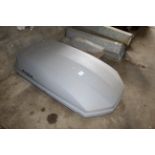 Exdus roof box (no keys).