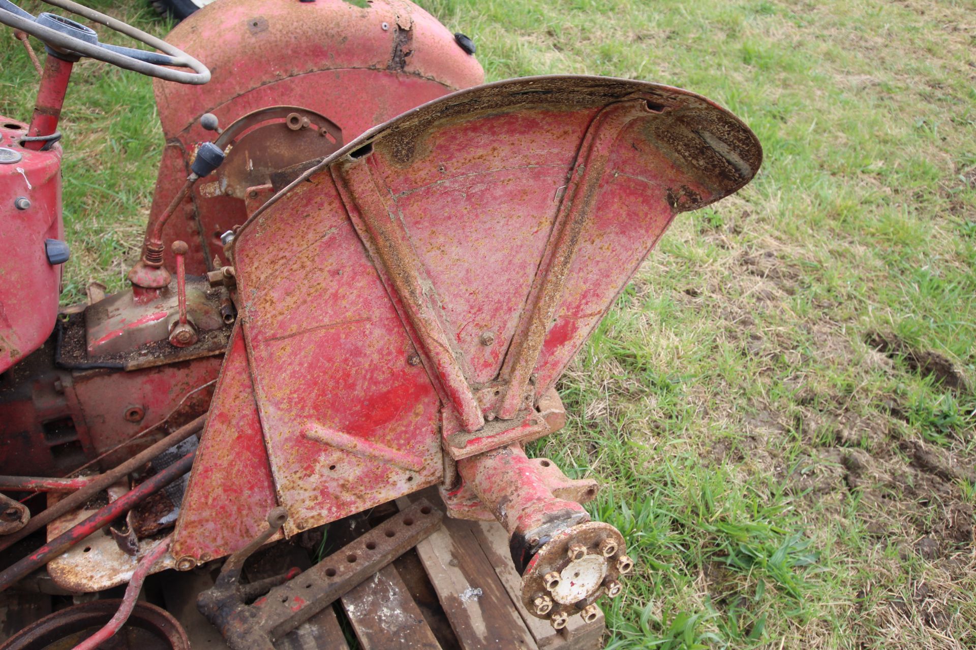 McCormick 434 2WD tractor Registration OAH 385F. Date of first registration 01/12/1967. Serial - Bild 14 aus 16