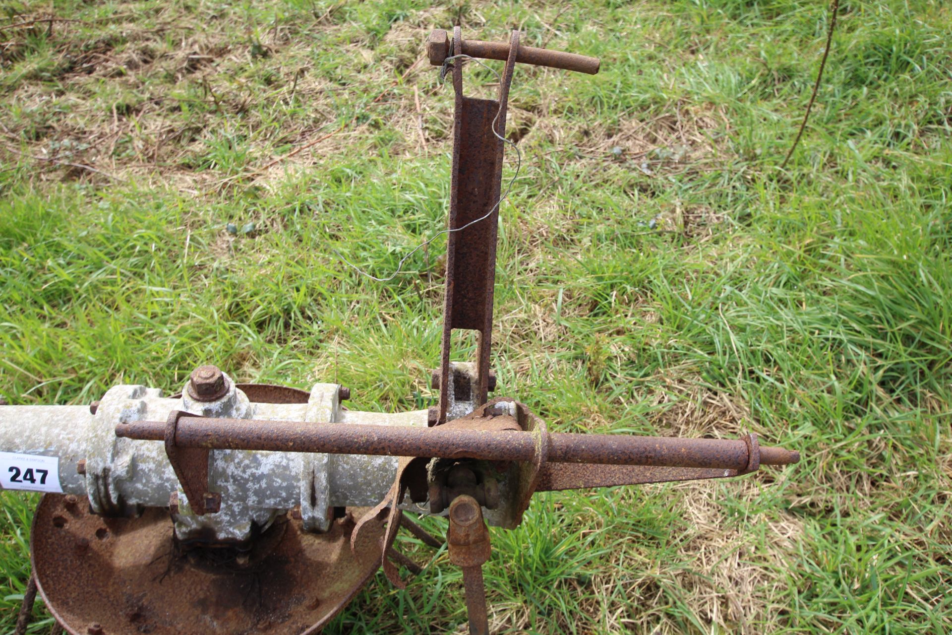 Ferguson PTO driven potato spinner. - Image 2 of 8