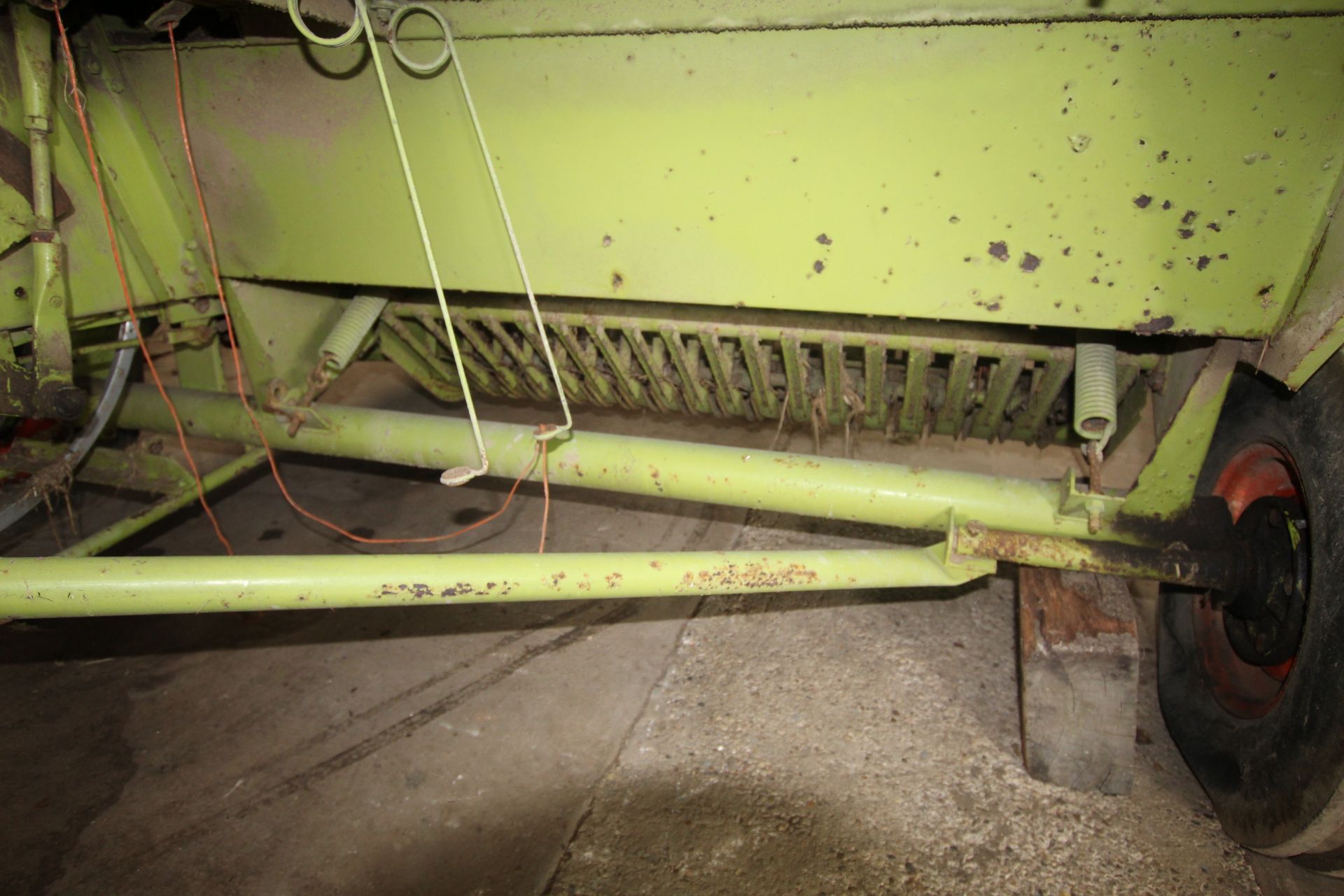 ** Online video ** Claas Markant conventional baler. - Image 14 of 31
