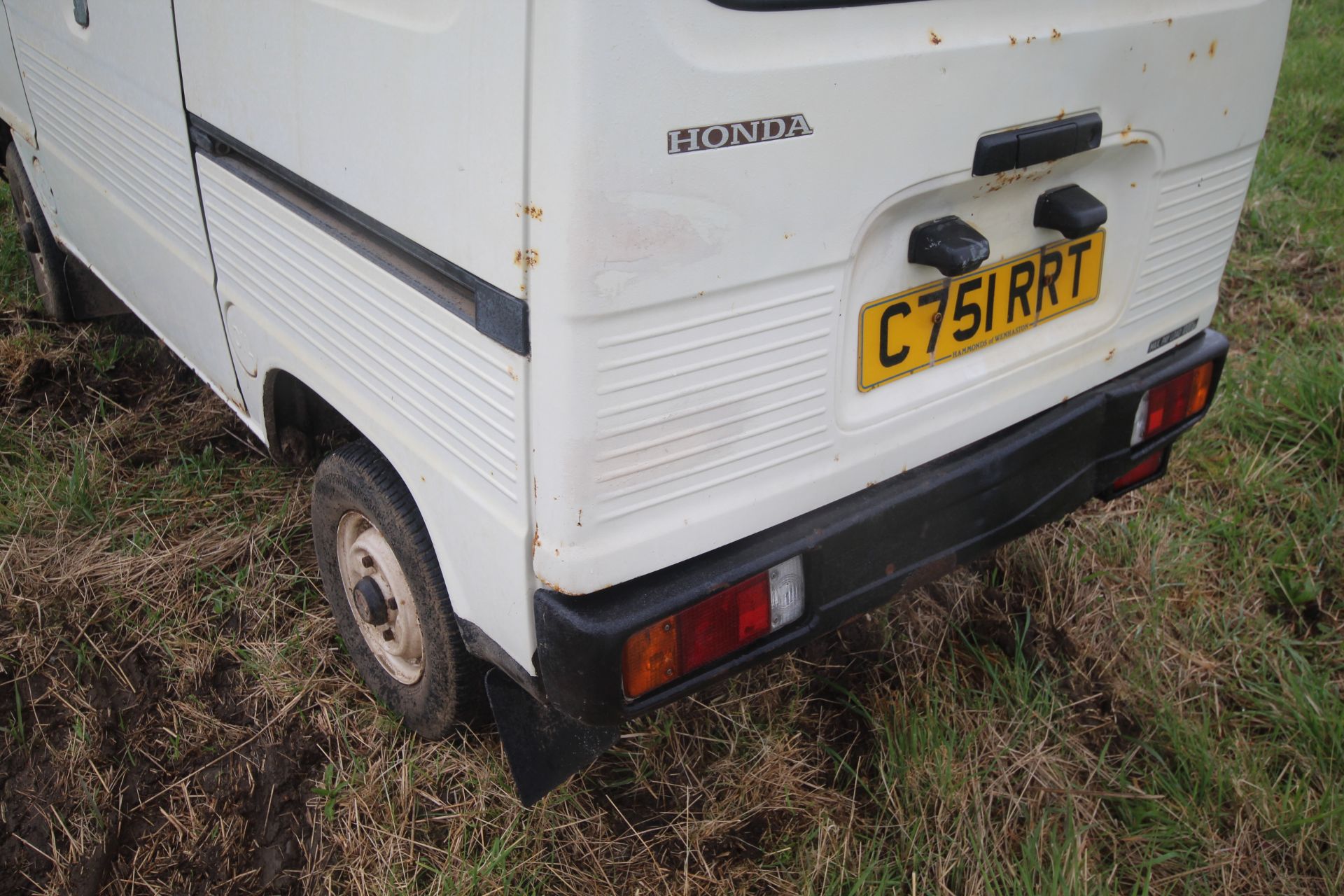 Honda Acty TN550 panel van. Registration C751 RRT. Date of first registration 13/08/1985. 97,101 - Image 21 of 48