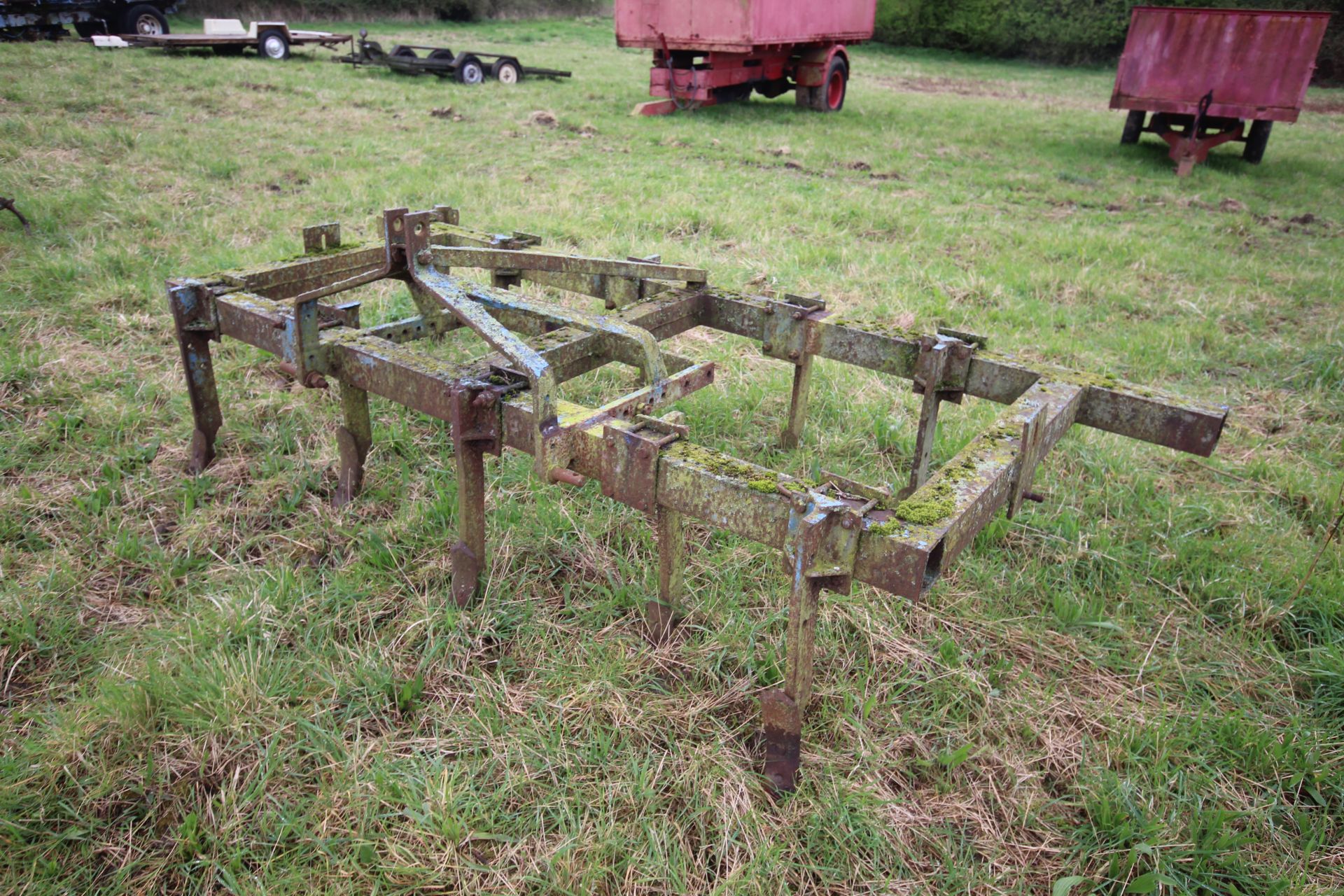 Ransomes rigid leg cultivator. - Image 4 of 11