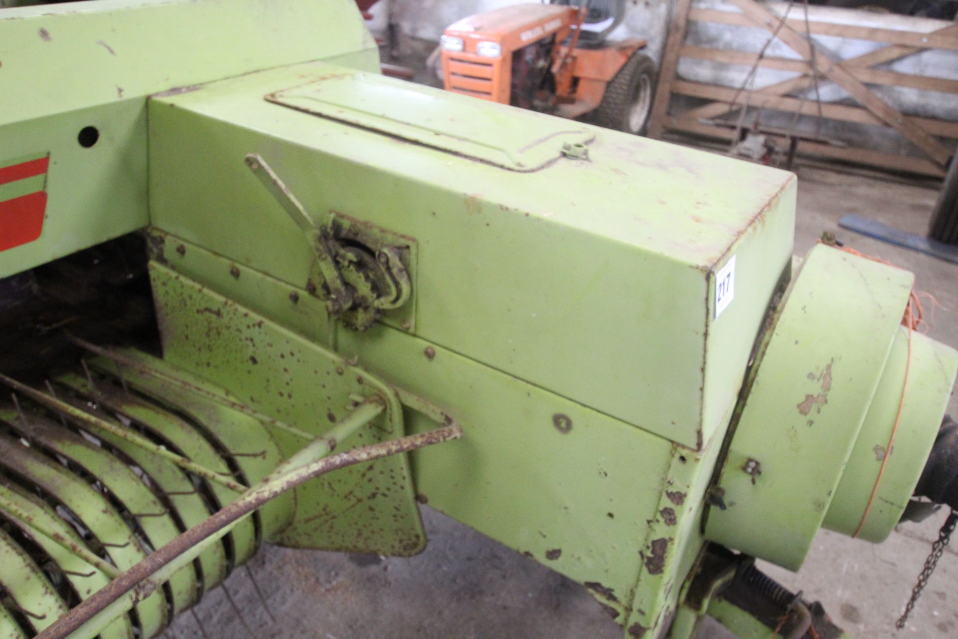 ** Online video ** Claas Markant conventional baler. - Image 4 of 31