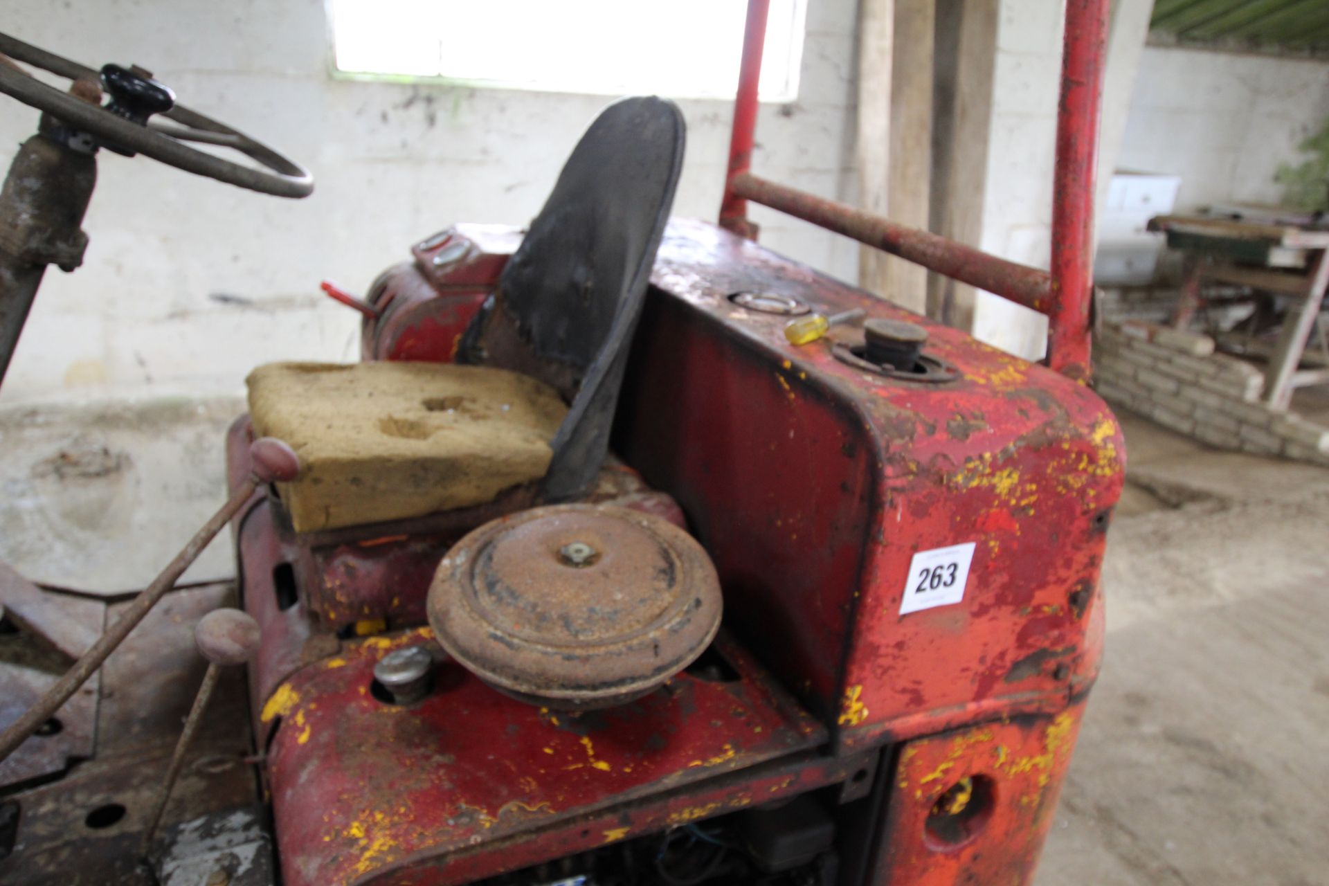 Coventry Climax Godiva diesel yard forklift. With three cylinder diesel engine. No battery. - Image 11 of 27