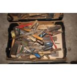 Tray of various chisels, splitting wedges etc.