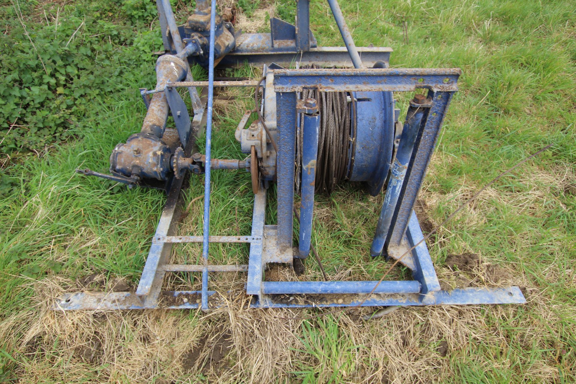 Farm made PTO driven winch (no PTO). - Image 8 of 11