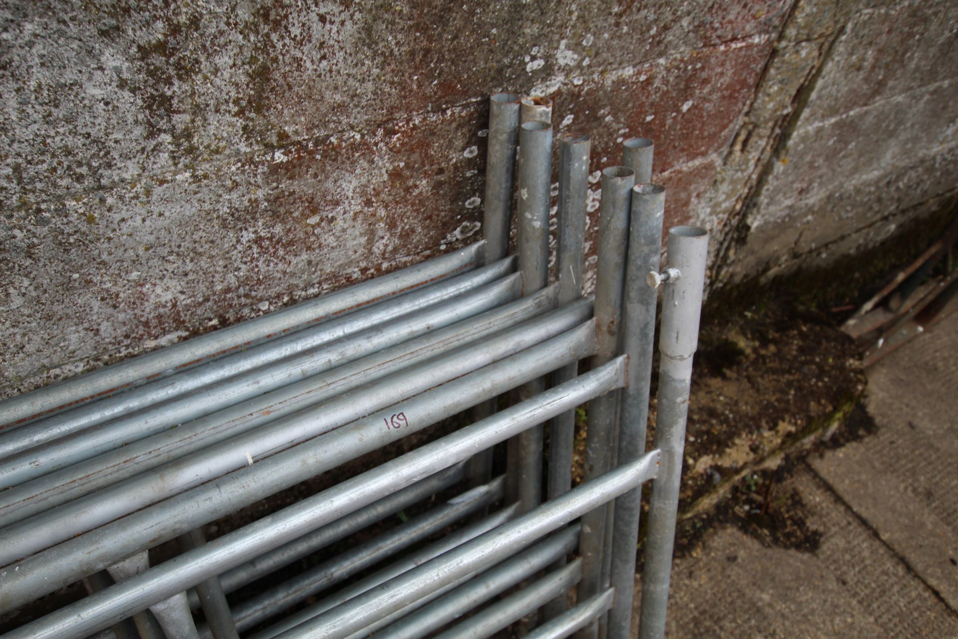 Quantity of galvanised tower scaffold. - Image 3 of 3