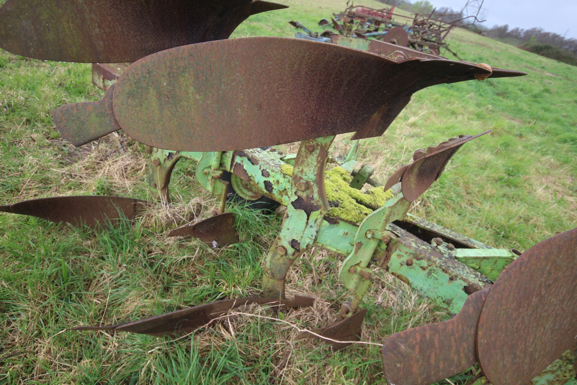 Dowdeswell 3+1 furrow reversible plough. - Image 13 of 28