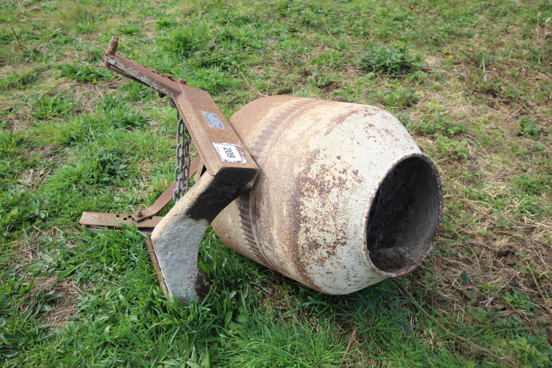 AL-KO PTO driven cement mixer (no PTO).