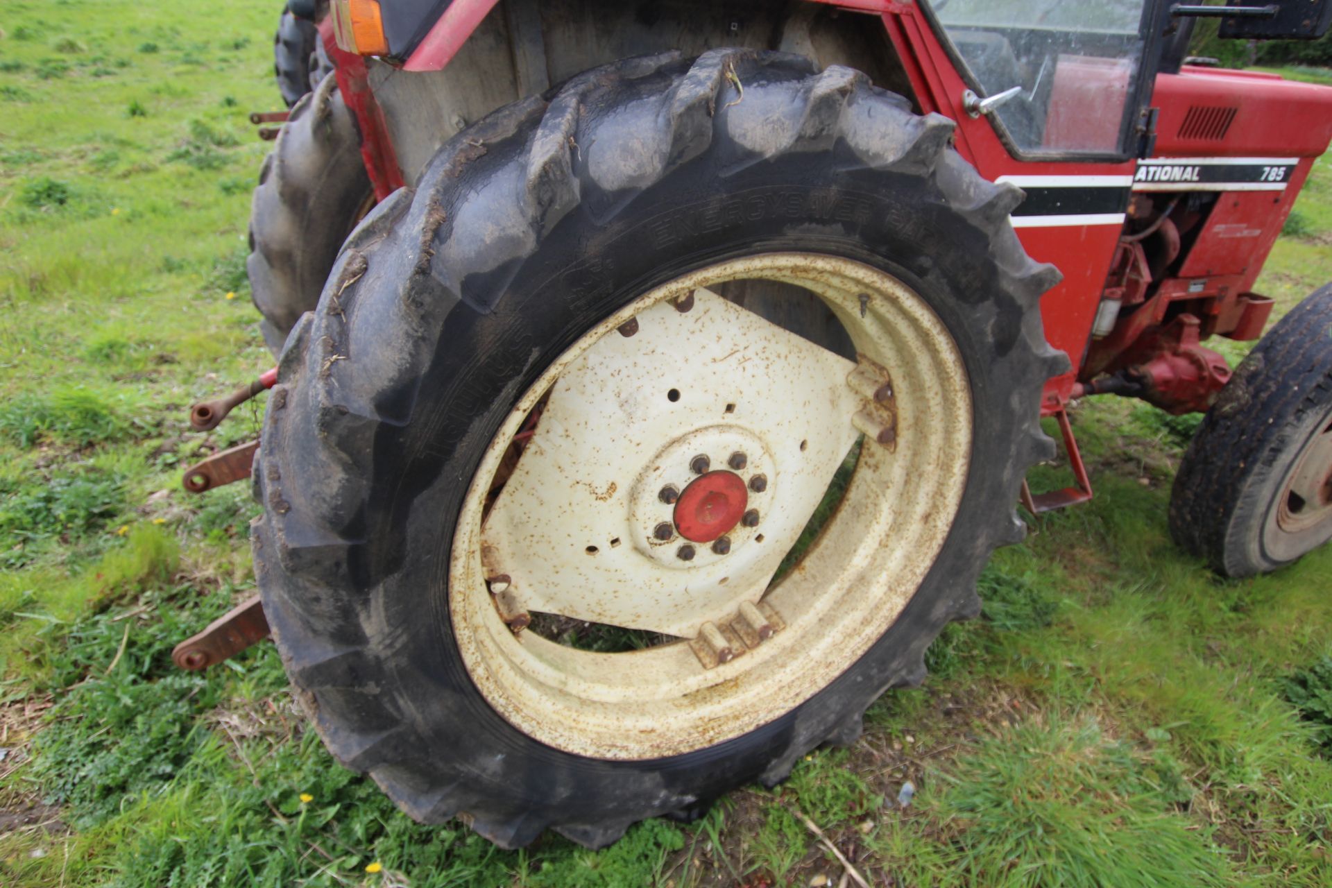 International 785 4WD tractor. Registration A684 FGV. Date of first registration 24/08/1983. 4,144 - Bild 29 aus 56