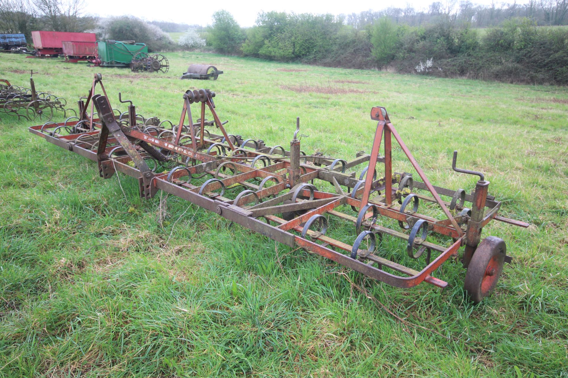 Kongskilde Triple K manual fold spring tines. - Image 4 of 22